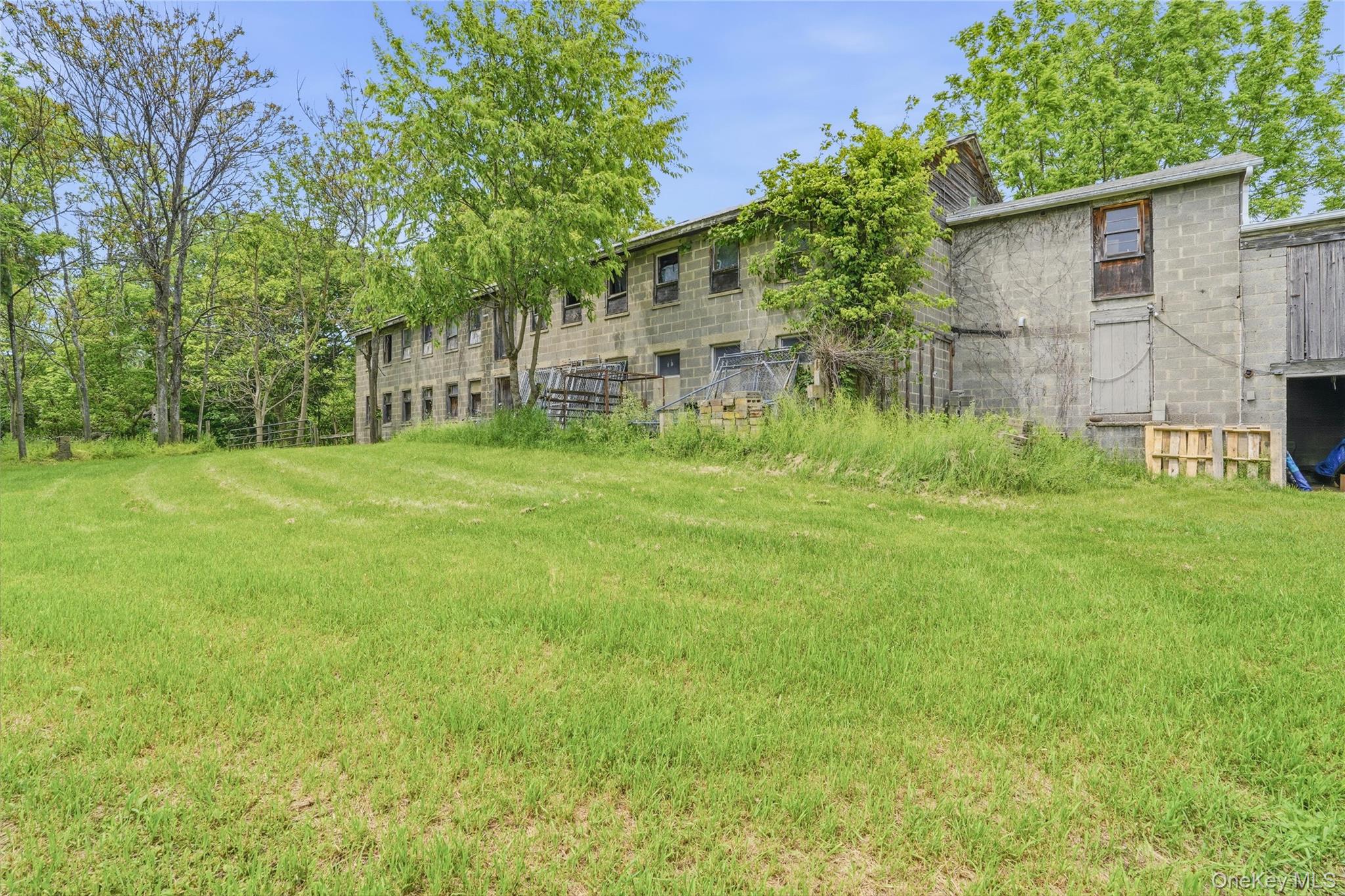 345 Drexel Drive – For Sale photo 17