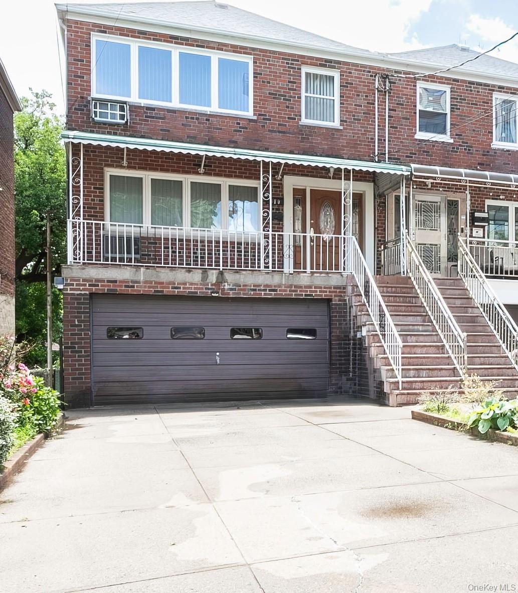 810 Neill Avenue – For Sale