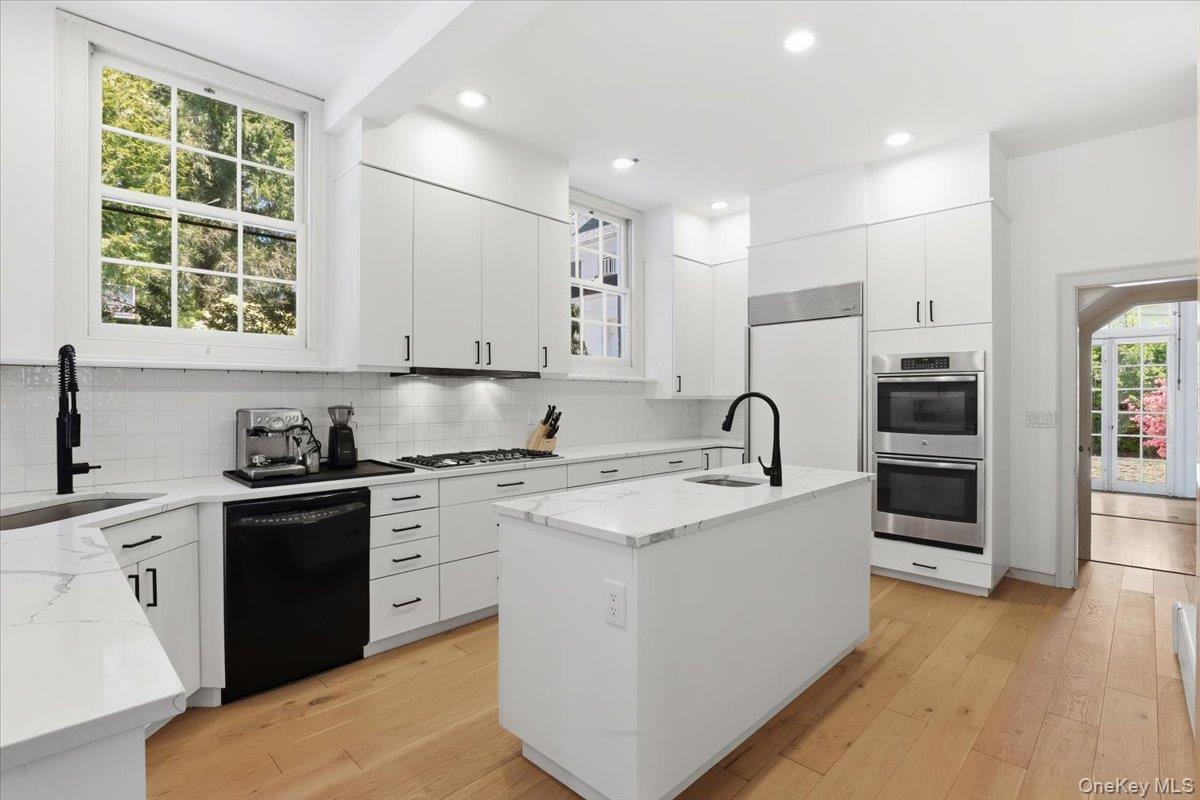 3 Israel  Townsend Hill – For Sale photo 6