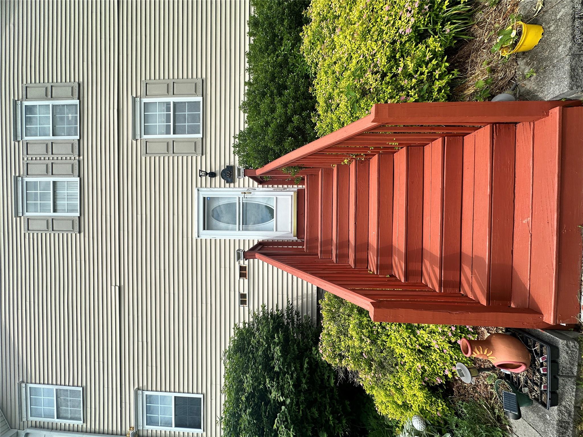 60 Peach Place – For Sale photo 2