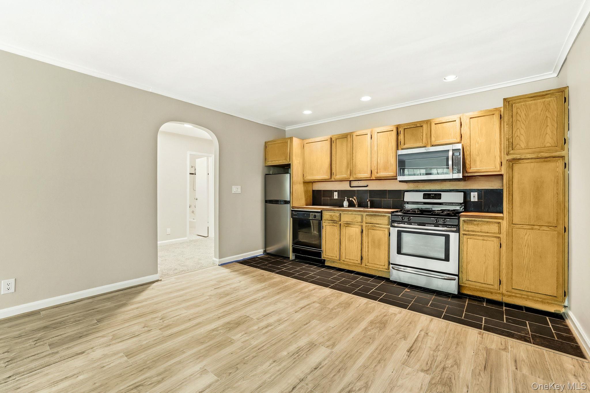 22 Alden Place, Unit 22 photo 7