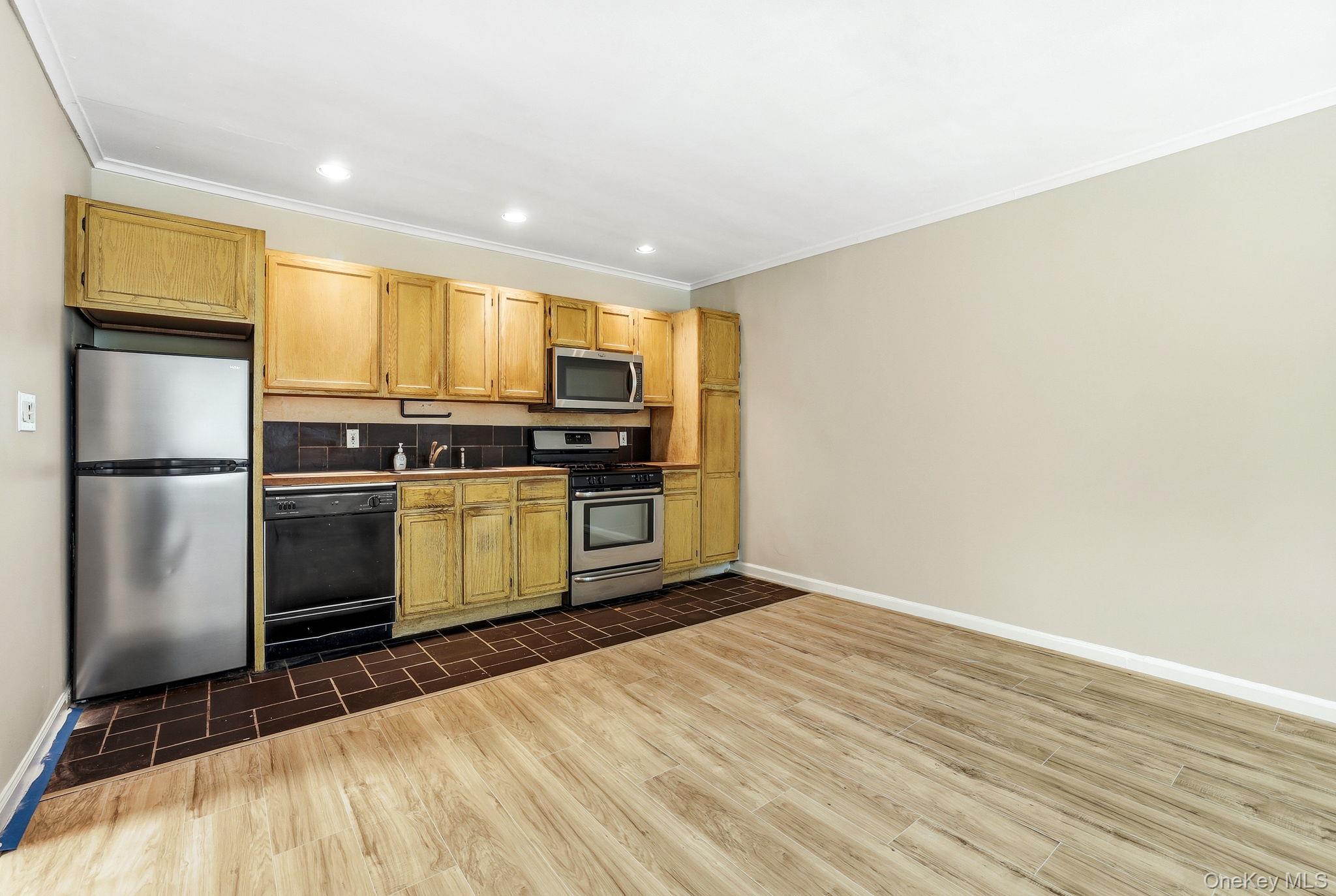 22 Alden Place, Unit 22 photo 8