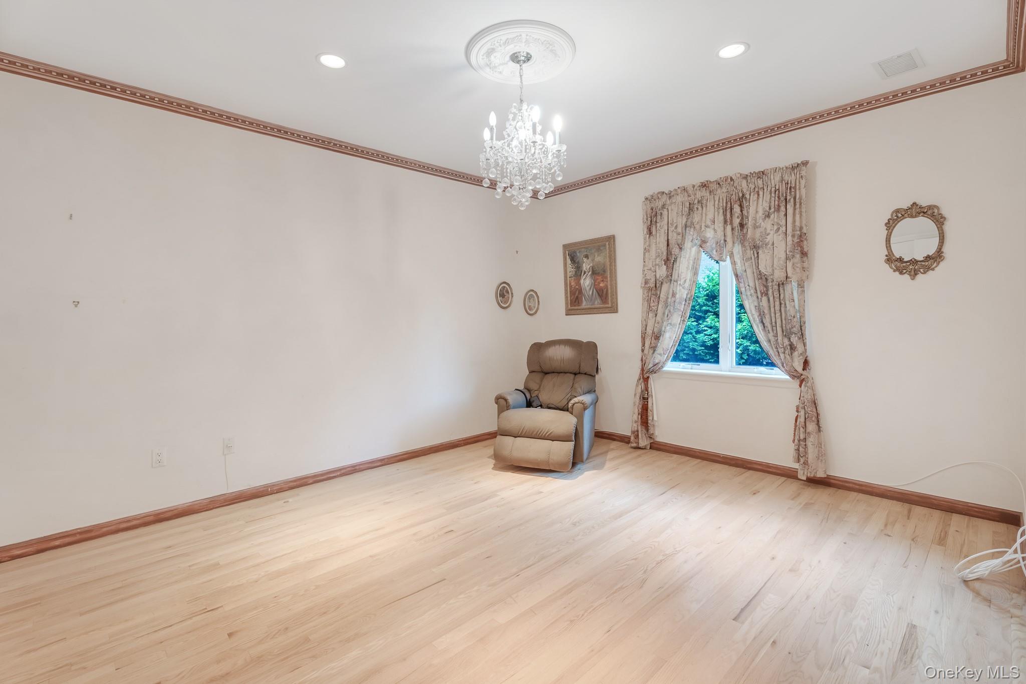 1513 Royce Street, Unit 2G photo 7