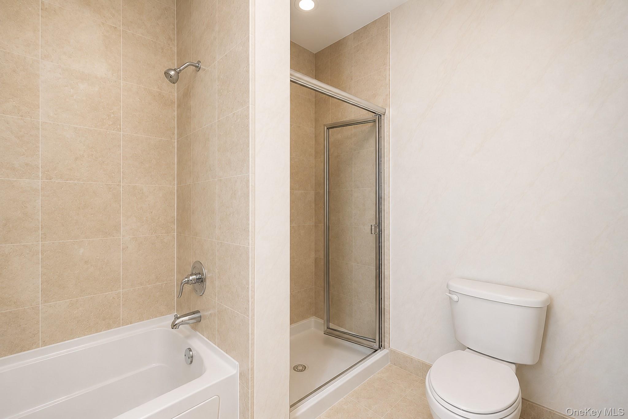 1513 Royce Street, Unit 2G photo 14