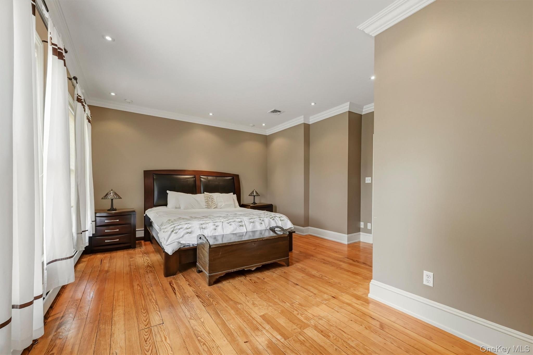 68 E Erie Street – For Sale photo 11