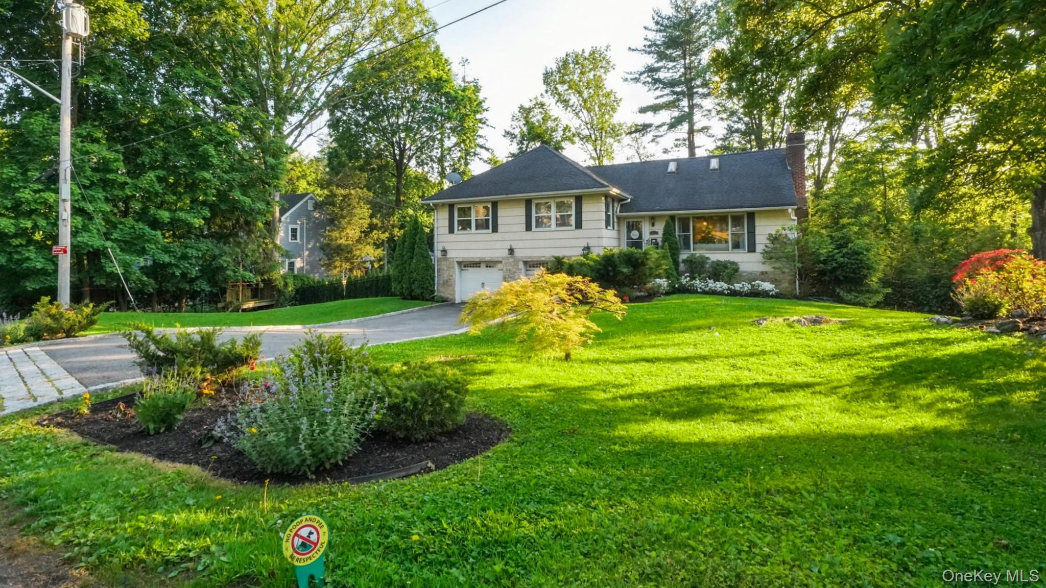 25 Manor Avenue – For Sale