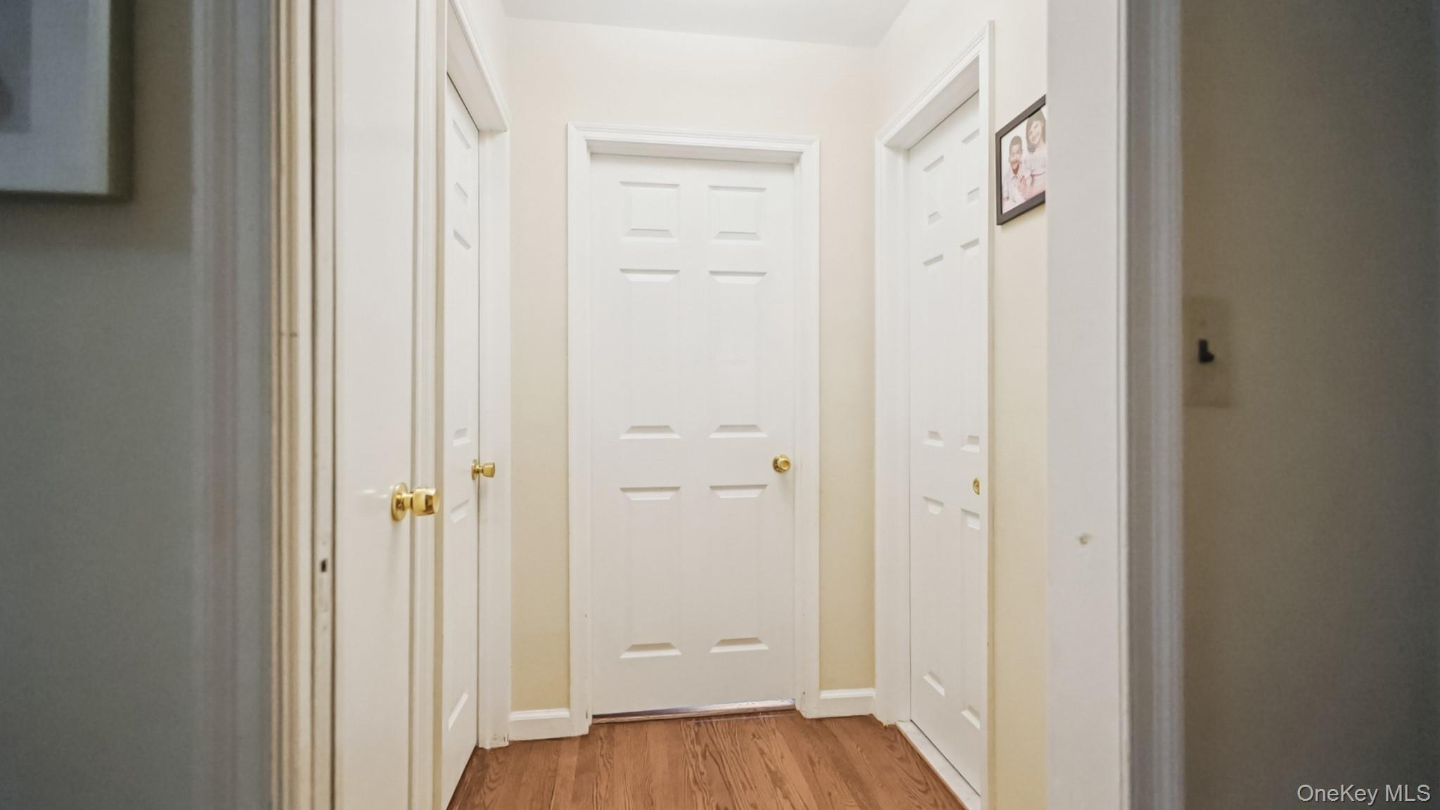 25 Manor Avenue – For Sale photo 20