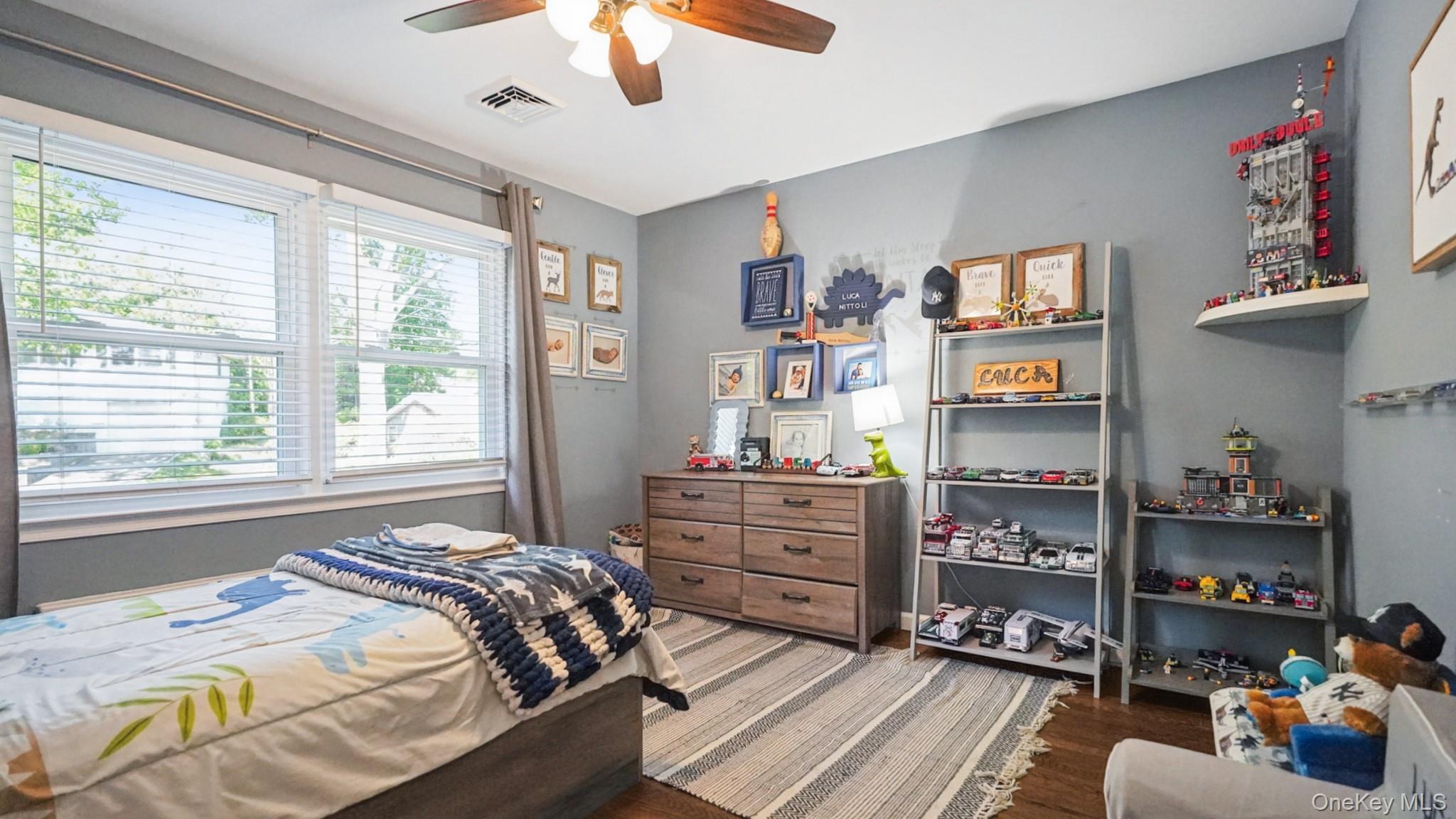 25 Manor Avenue – For Sale photo 23