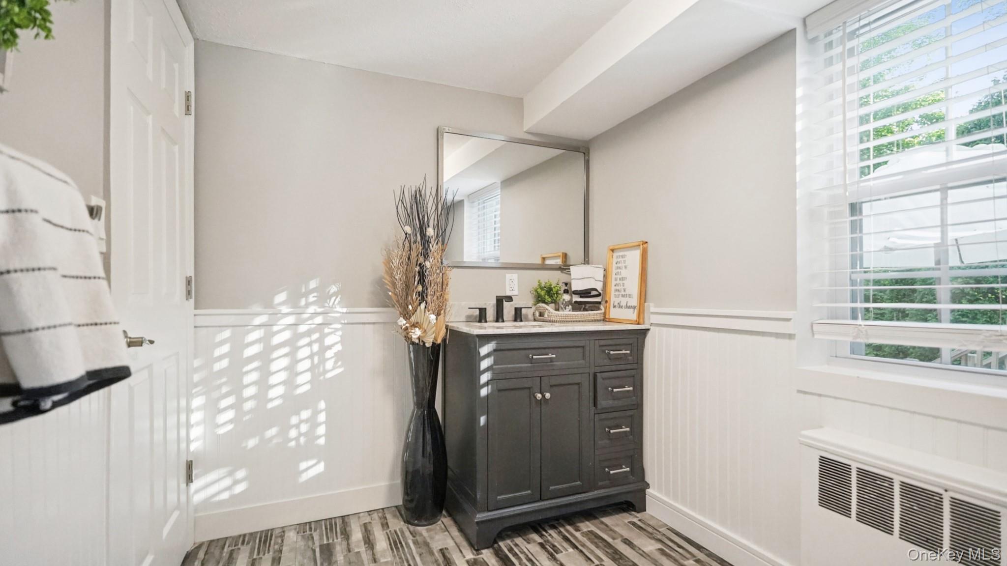 25 Manor Avenue – For Sale photo 32