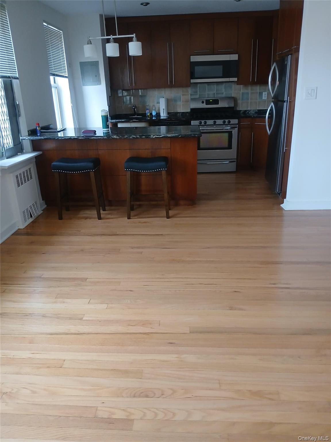 105-33 66 Avenue, Unit 6G photo 4