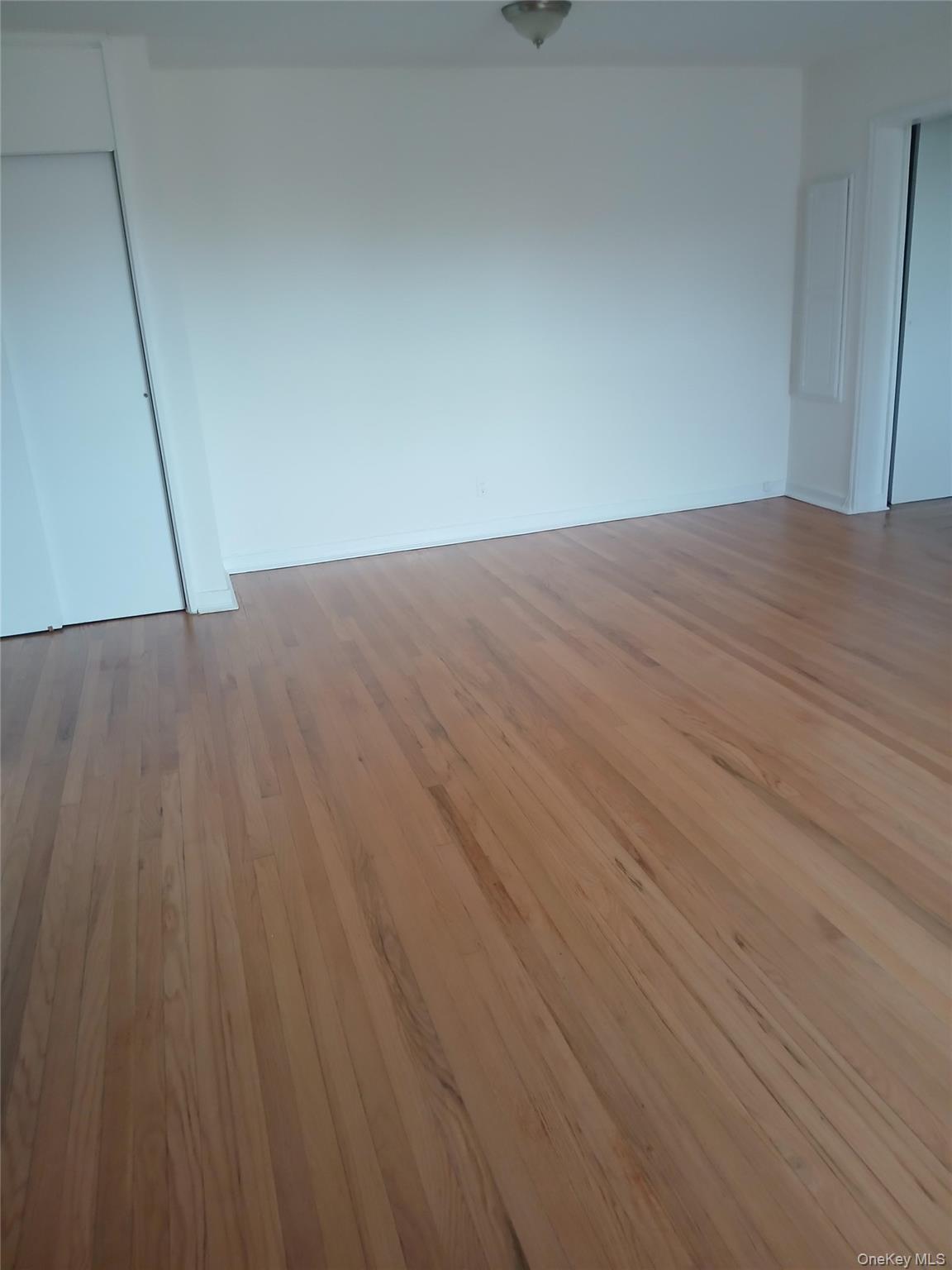 105-33 66 Avenue, Unit 6G photo 3