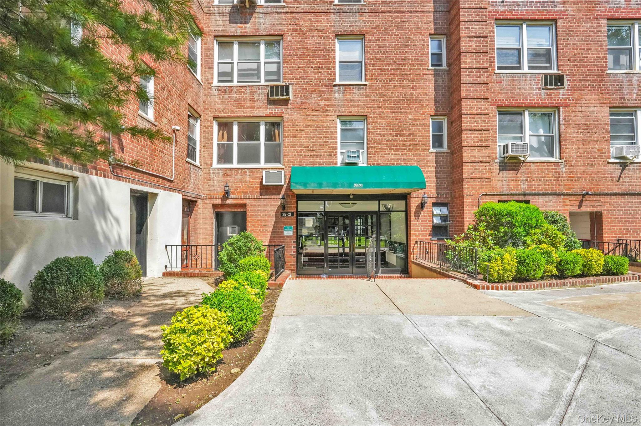 26-21 Union Street, Unit 1A photo 18