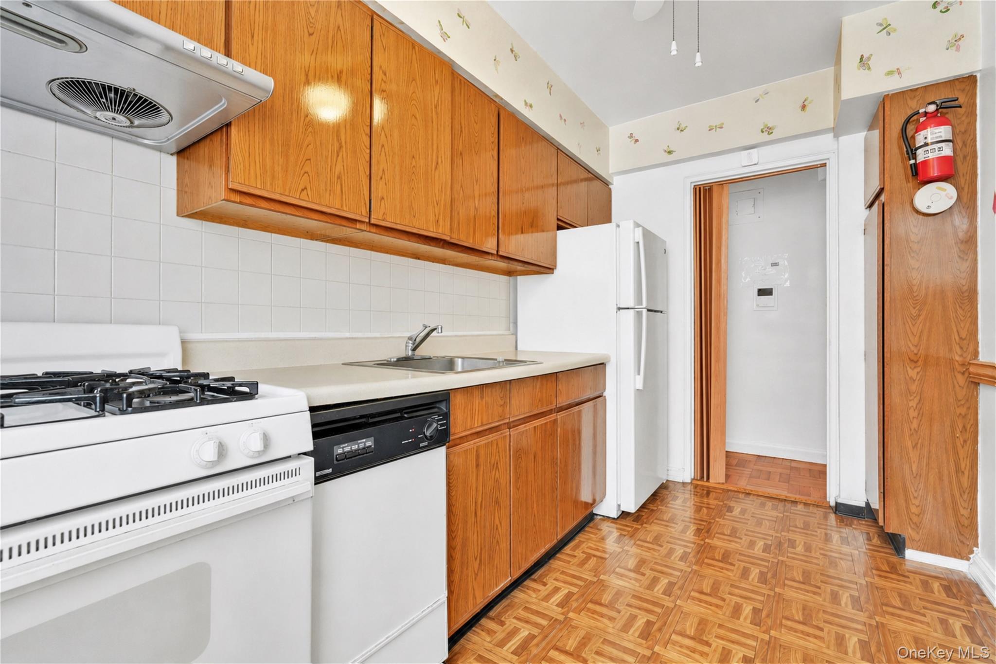 26-21 Union Street, Unit 1A photo 14