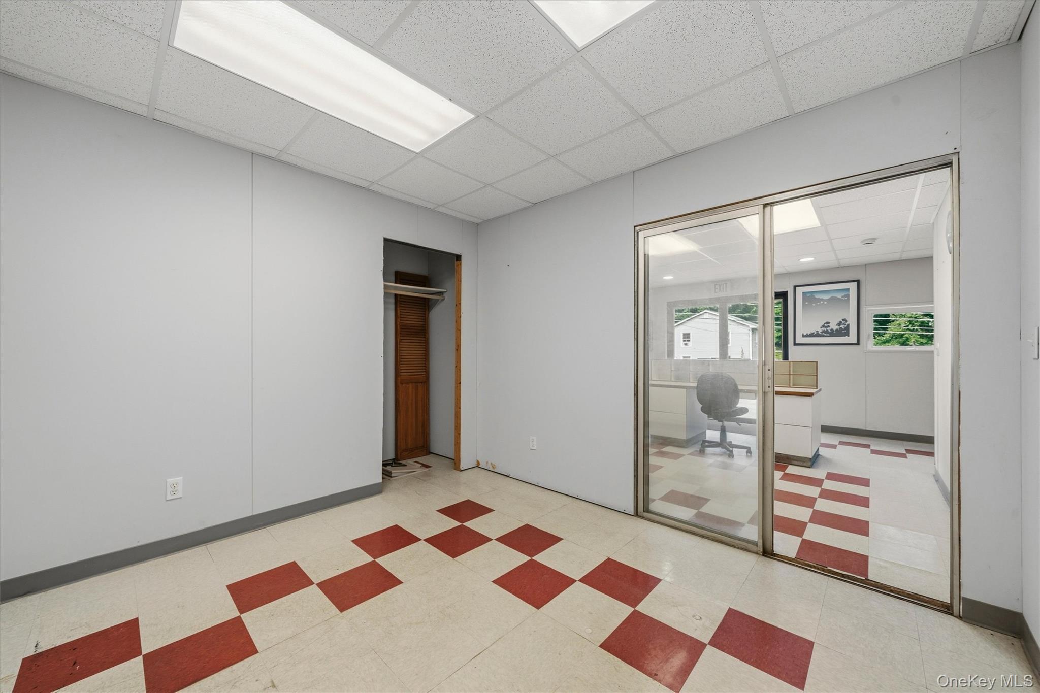 6 Montgomery Road, Unit 1 photo 8