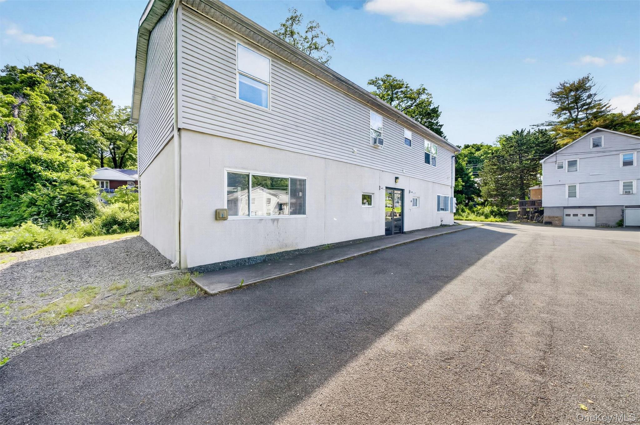 6 Montgomery Road, Unit 1 photo 5