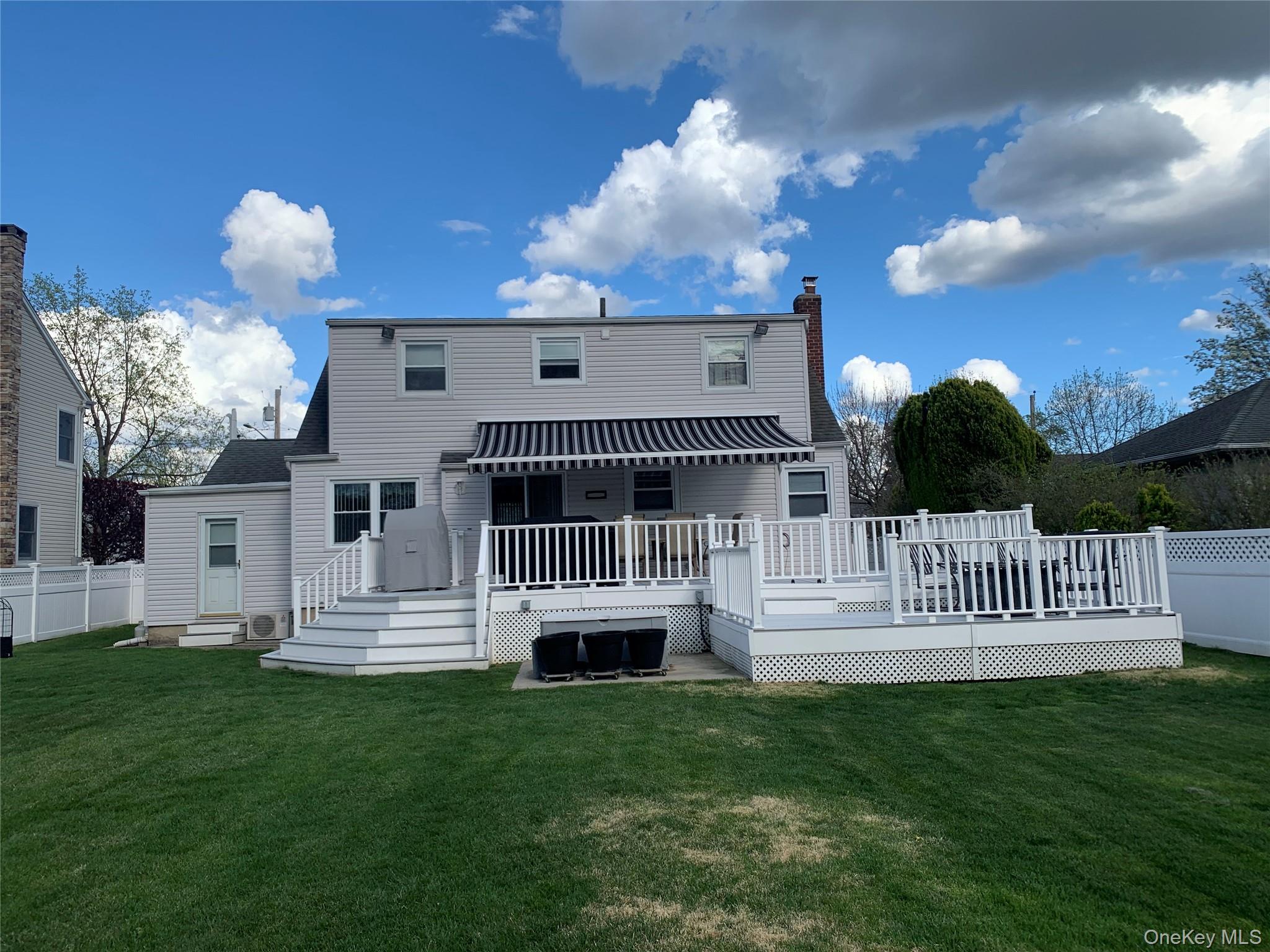 854 Terra Lane – For Sale photo 4