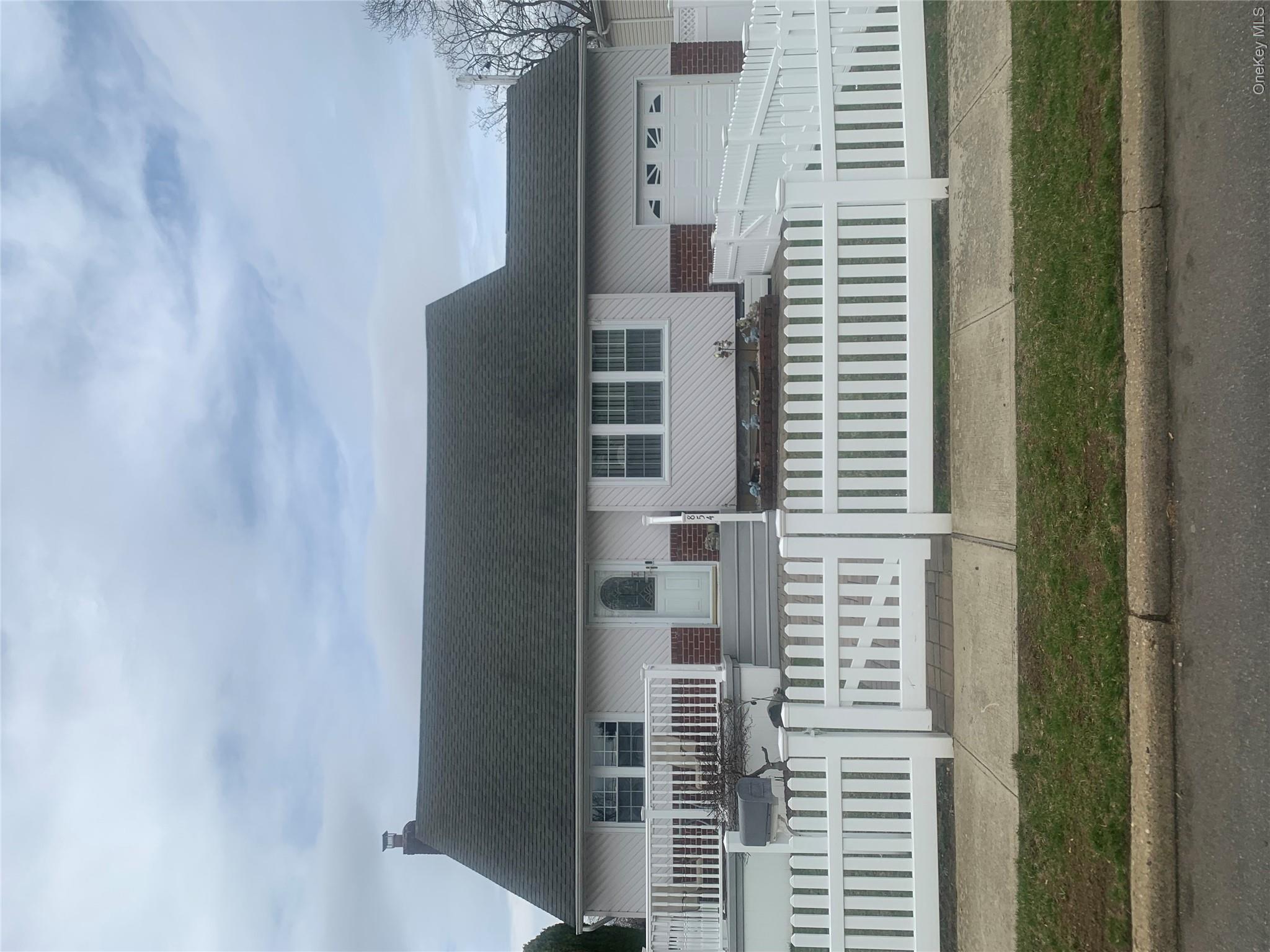 854 Terra Lane – For Sale