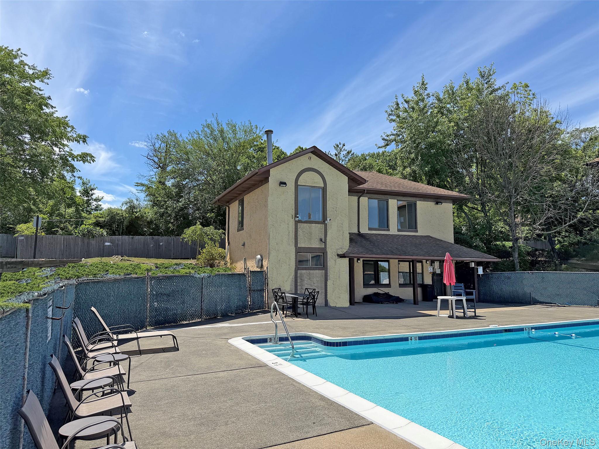 66 Omni Parc Drive – For Sale photo 5