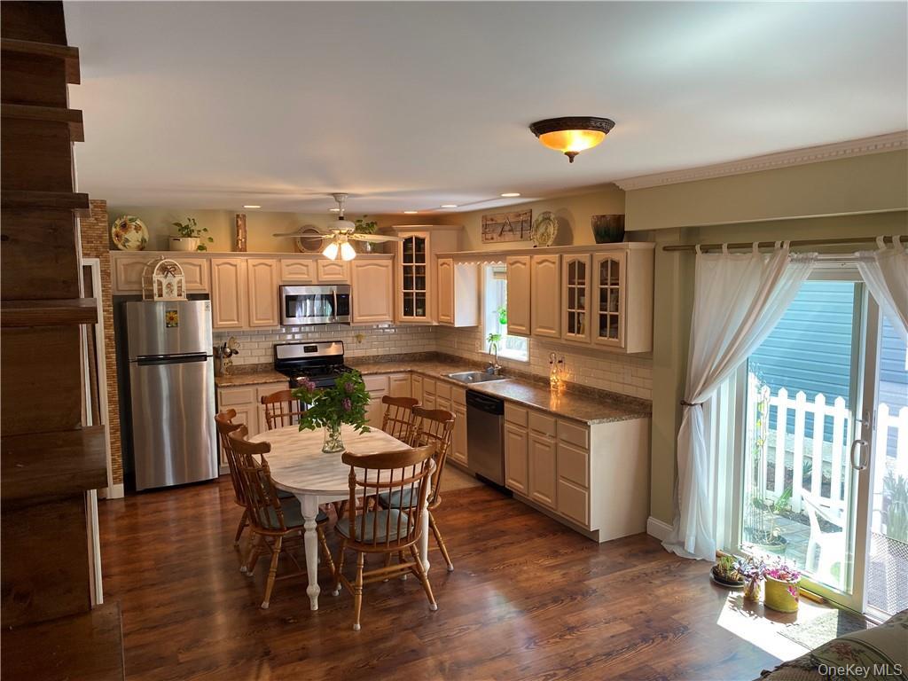 181C Edgewater Park, Unit C photo 5