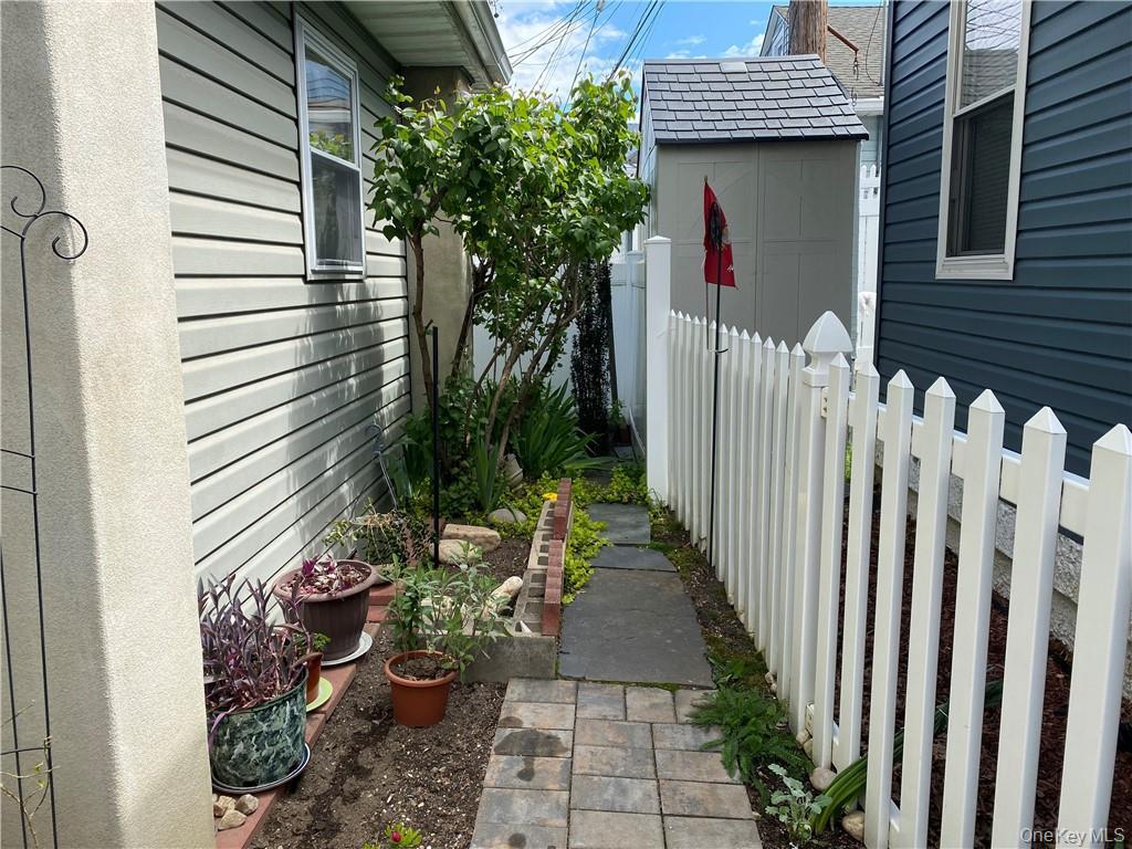181C Edgewater Park, Unit C photo 14