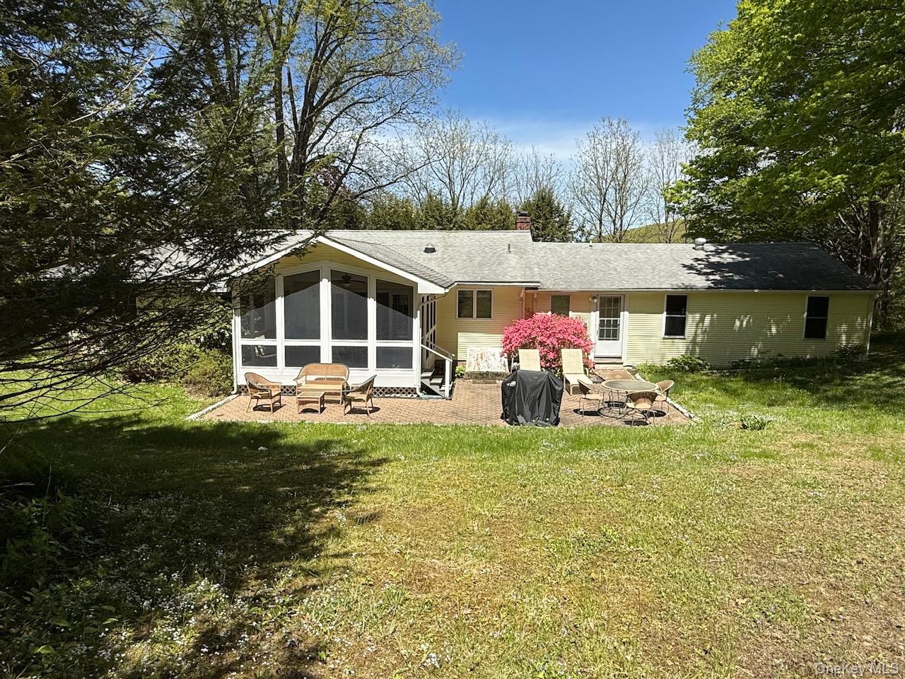 230 Cooper – For Sale photo 3