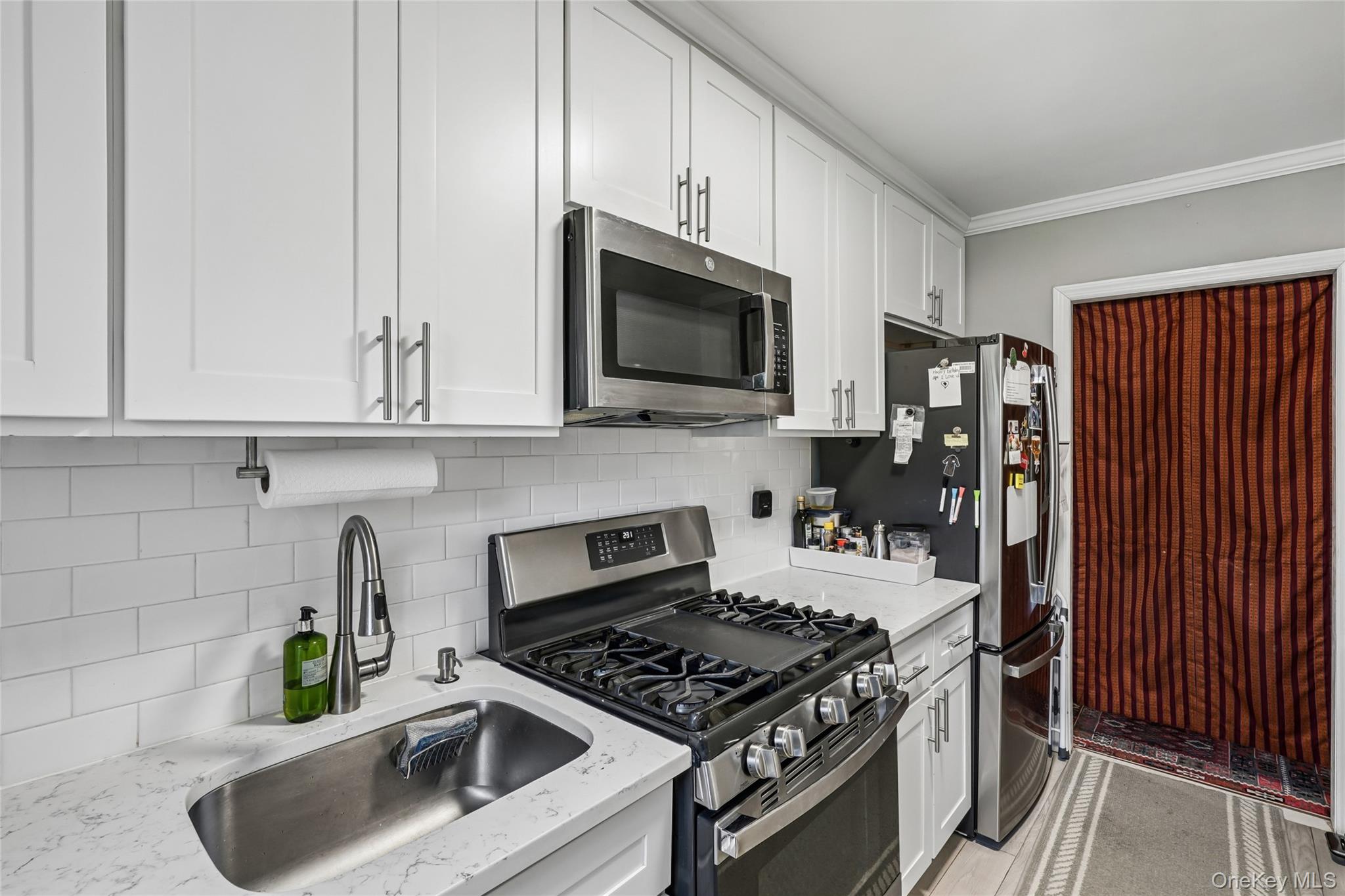 76-10 34th Avenue, Unit 3H