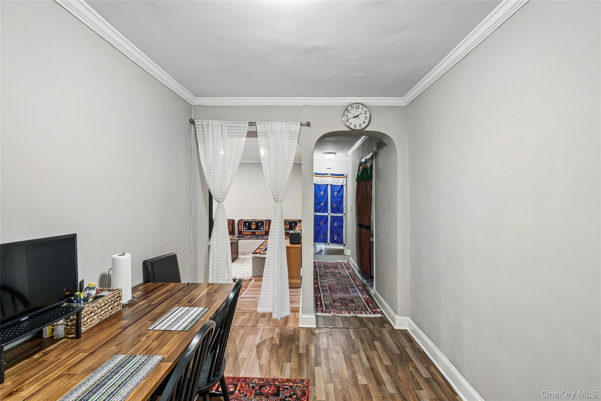 76-10 34th Avenue, Unit 3H photo 13