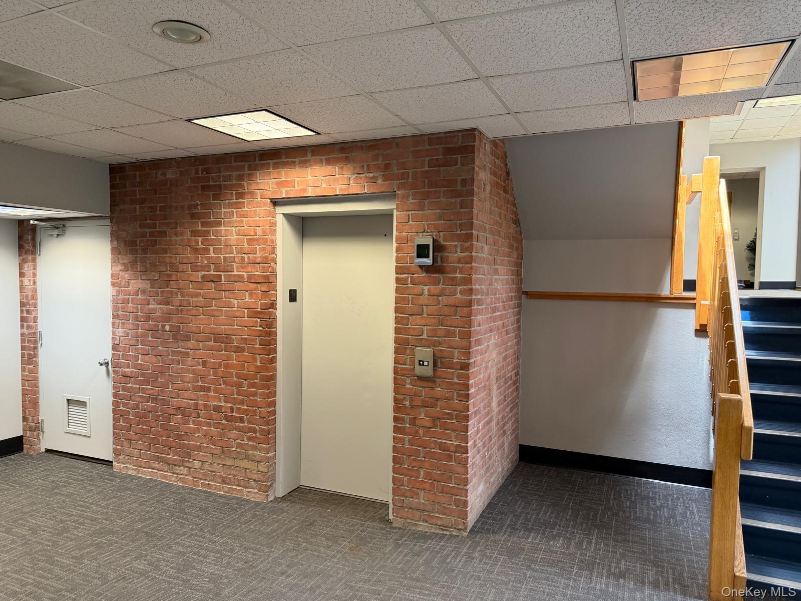 2 Stowe Street – For Rent photo 17