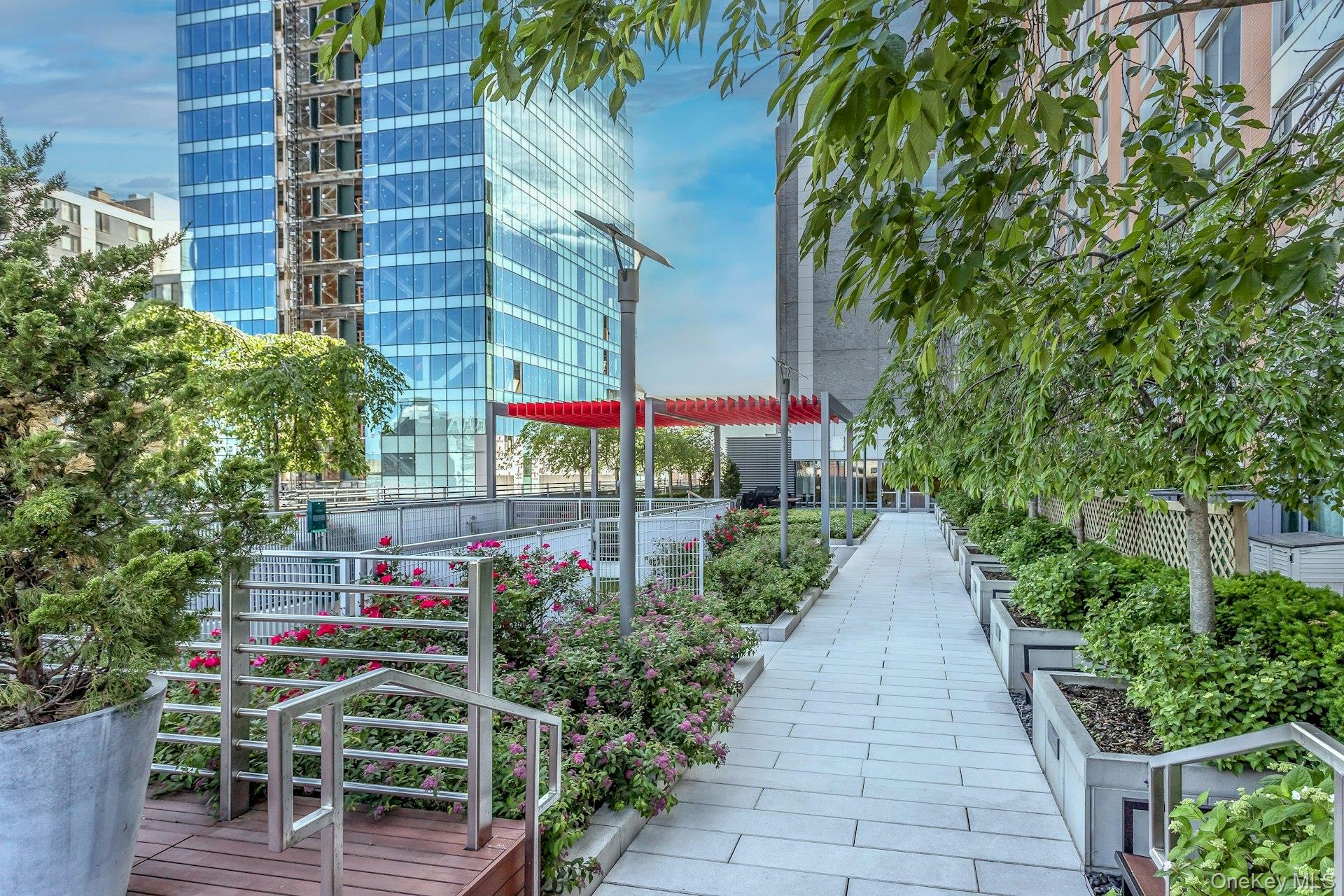 138-35 39th Avenue, Unit 13L photo 45