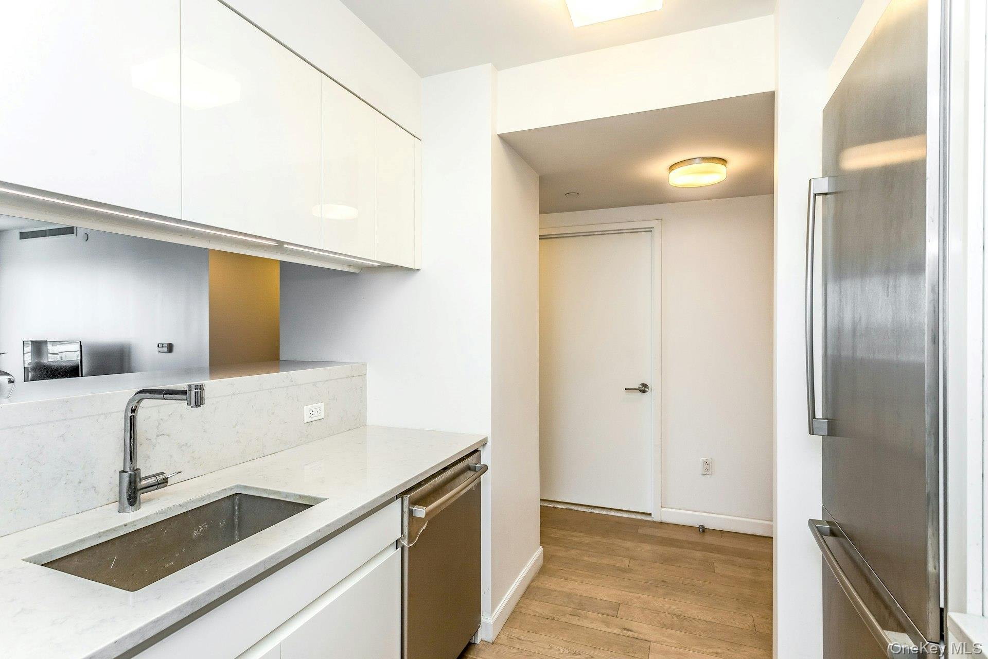 138-35 39th Avenue, Unit 13L photo 25