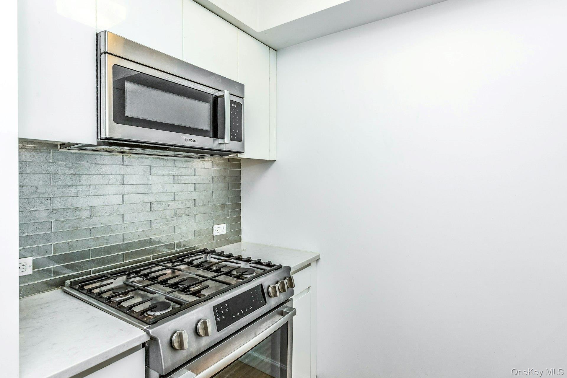 138-35 39th Avenue, Unit 13L photo 24