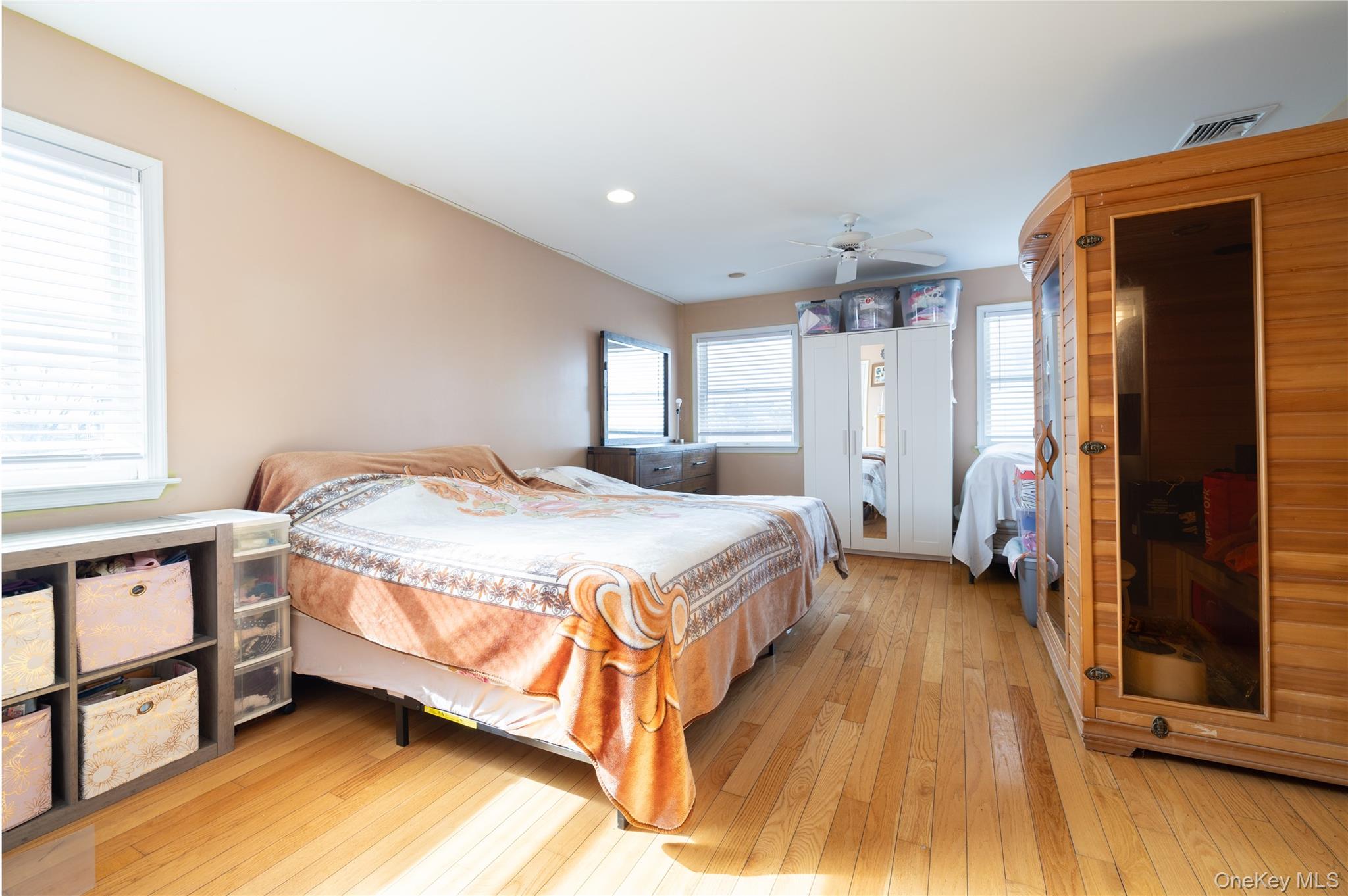 458 E Pine Street – For Sale photo 21