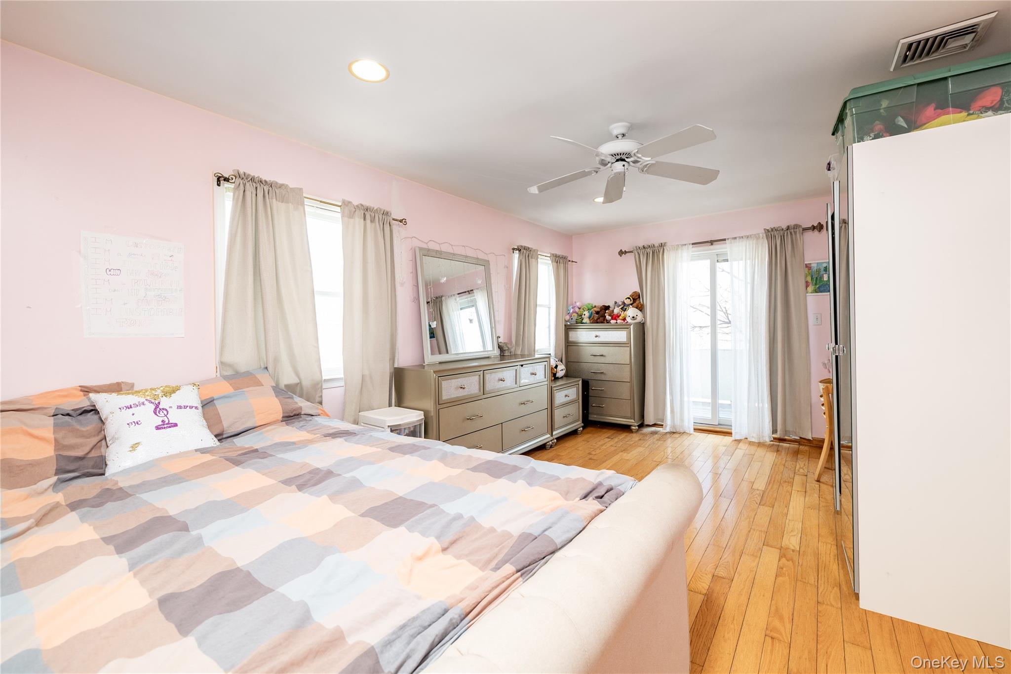 458 E Pine Street – For Sale photo 18