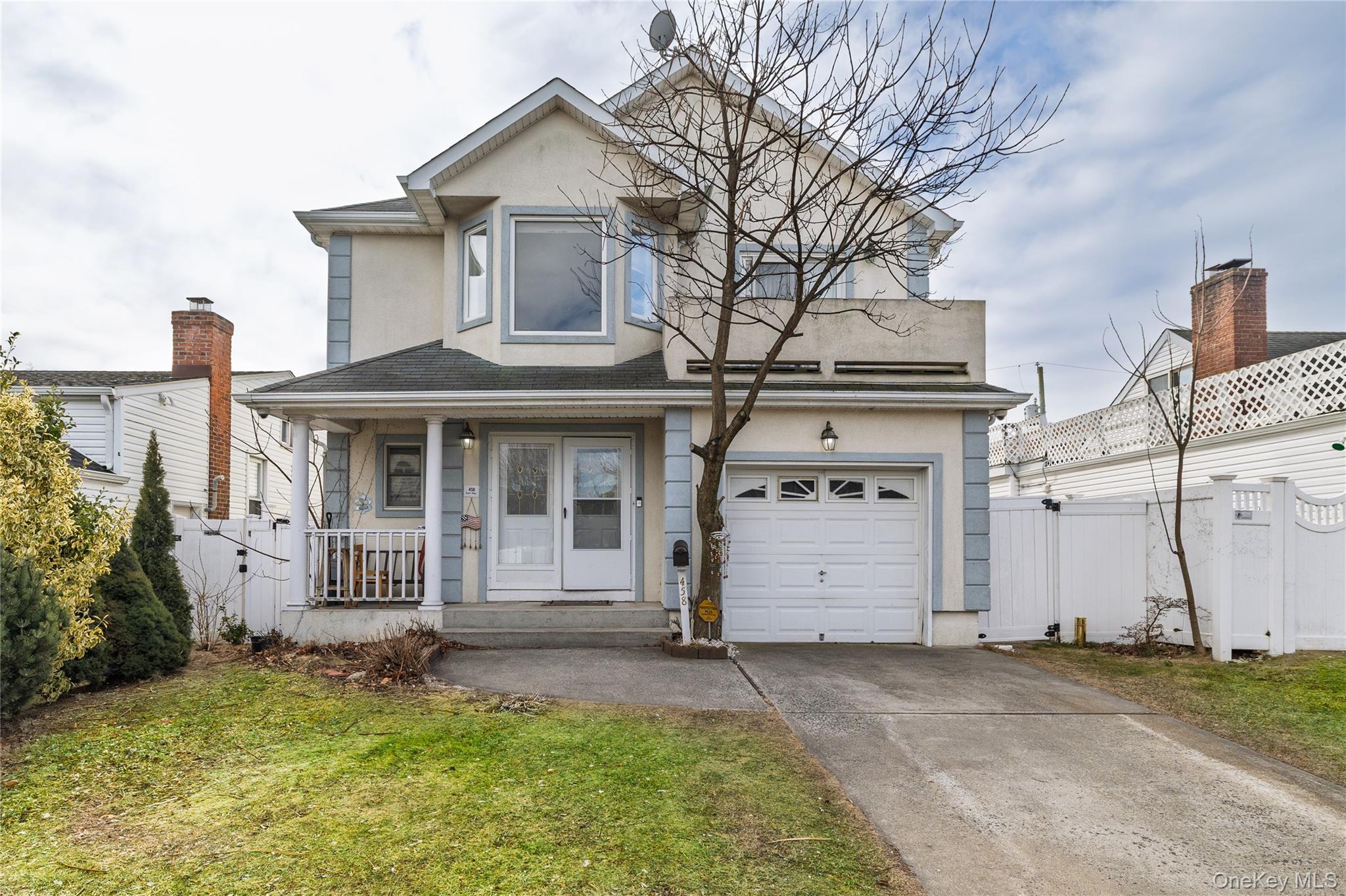 458 E Pine Street – For Sale