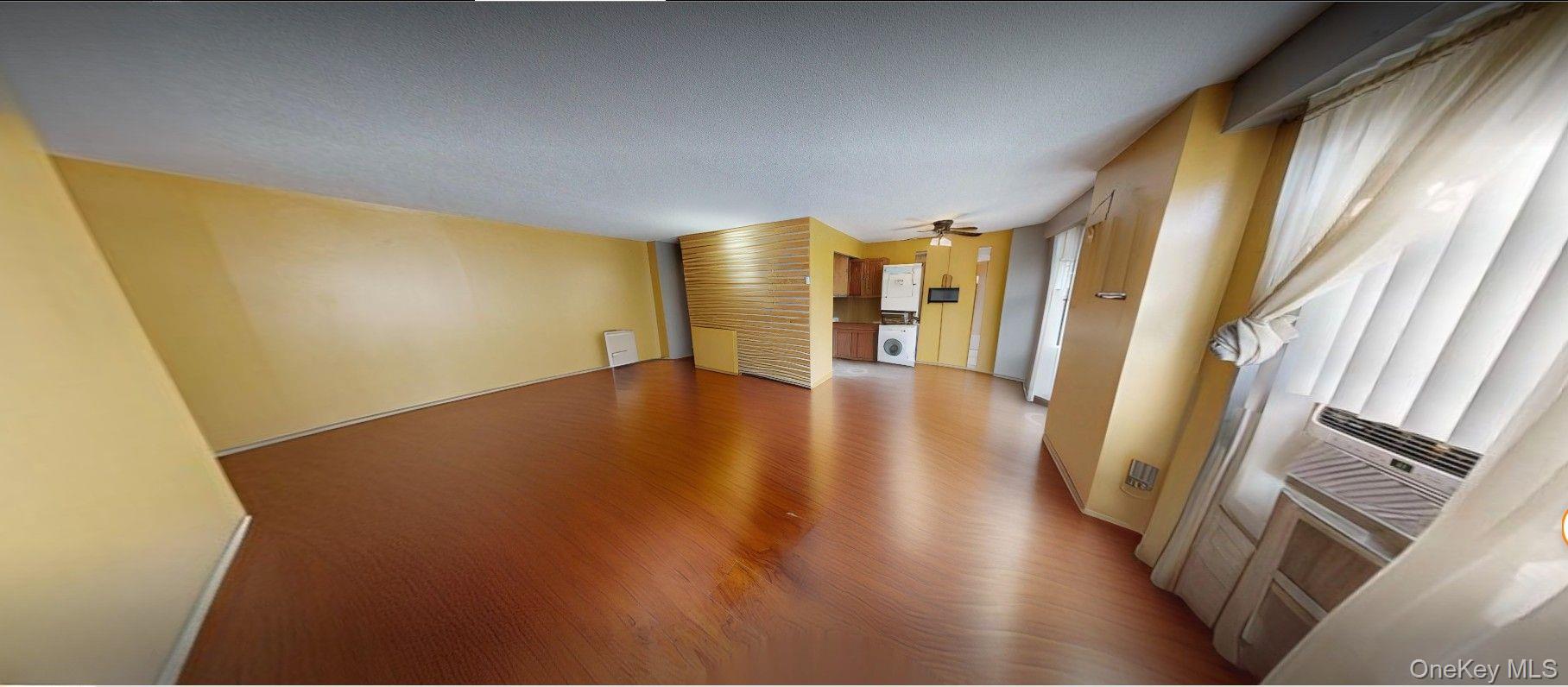 2550 Olinville Avenue, Unit 4E photo 3