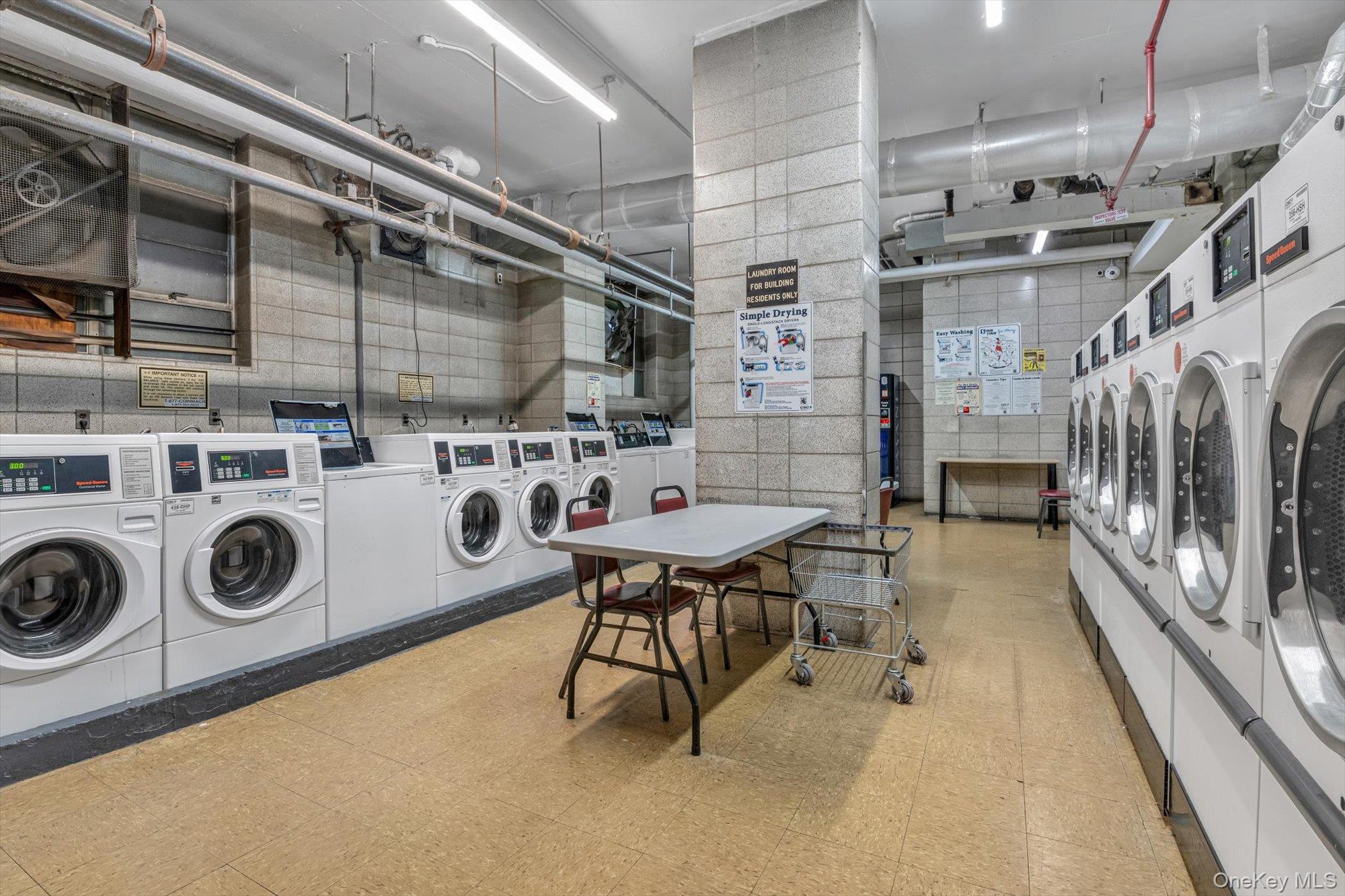 2550 Olinville Avenue, Unit 4E photo 18