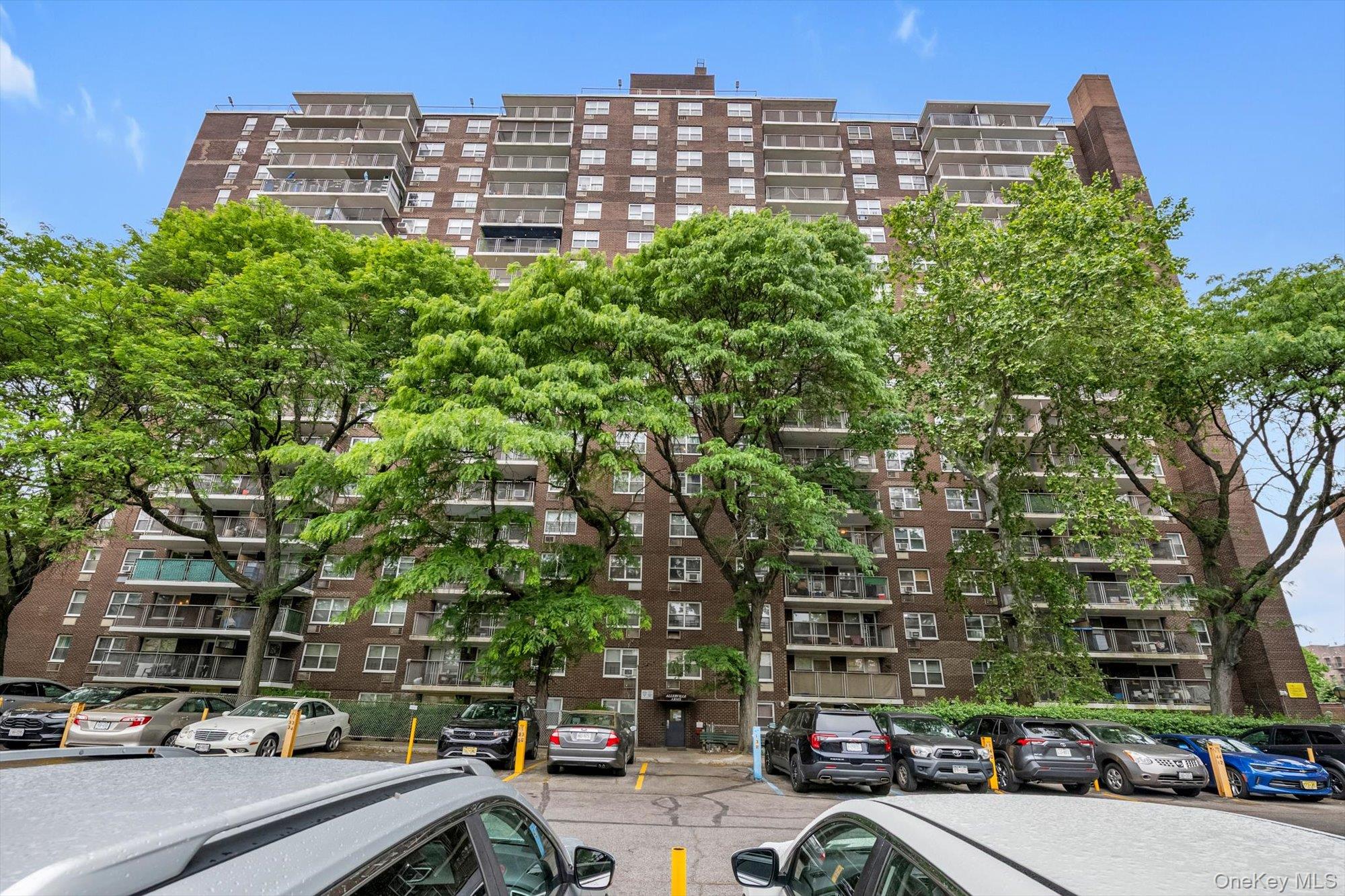 2550 Olinville Avenue, Unit 4E photo 16