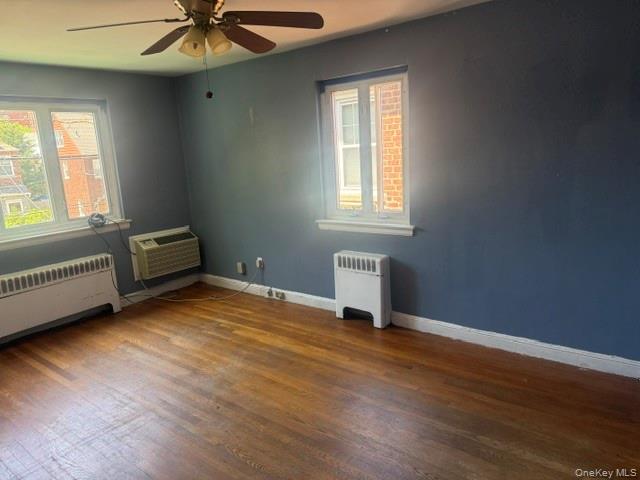 1922 Hering Avenue – For Sale photo 13