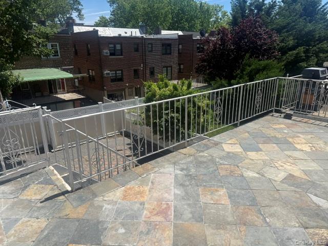 1922 Hering Avenue – For Sale photo 19