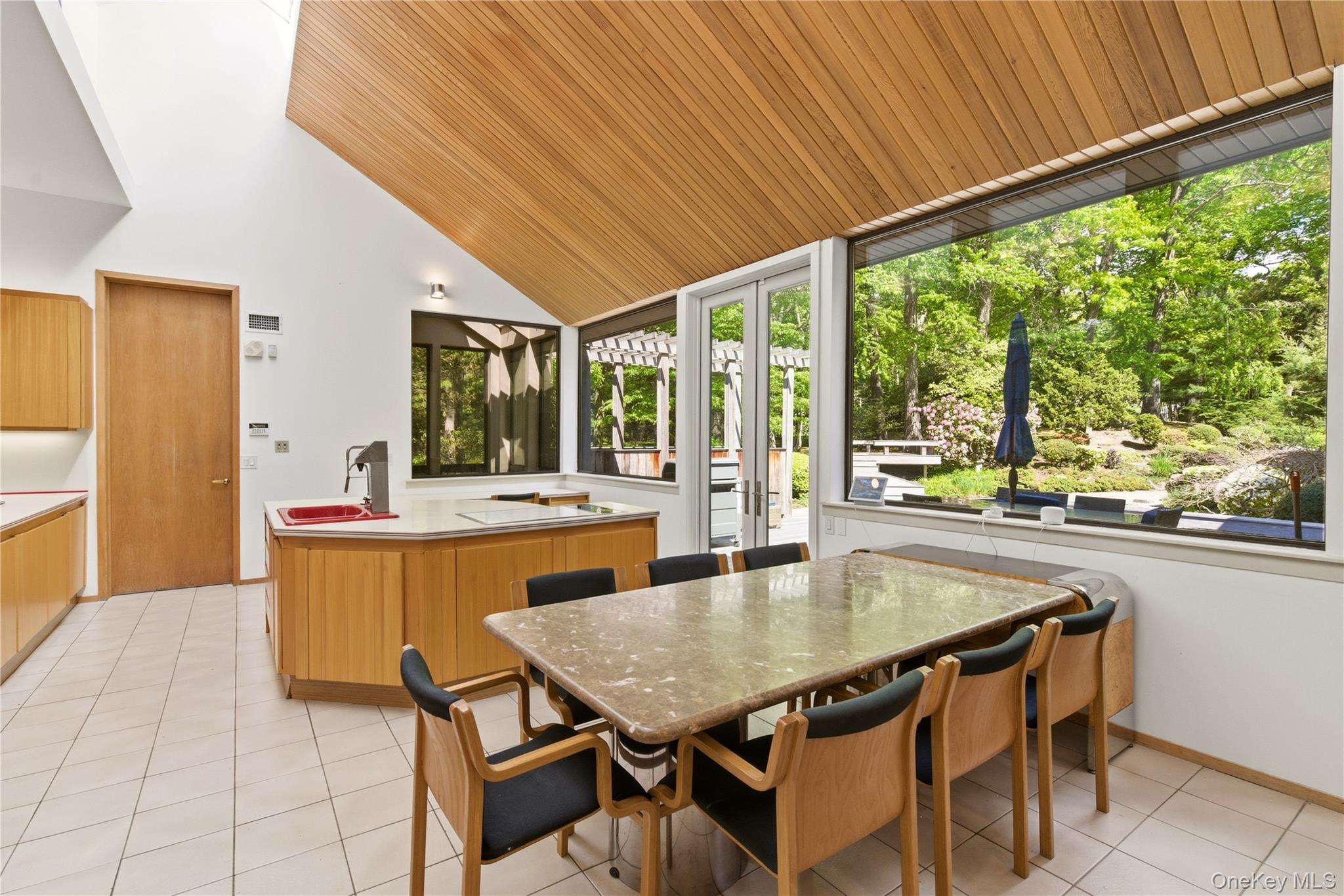 6 Deepwood Court – For Sale photo 13