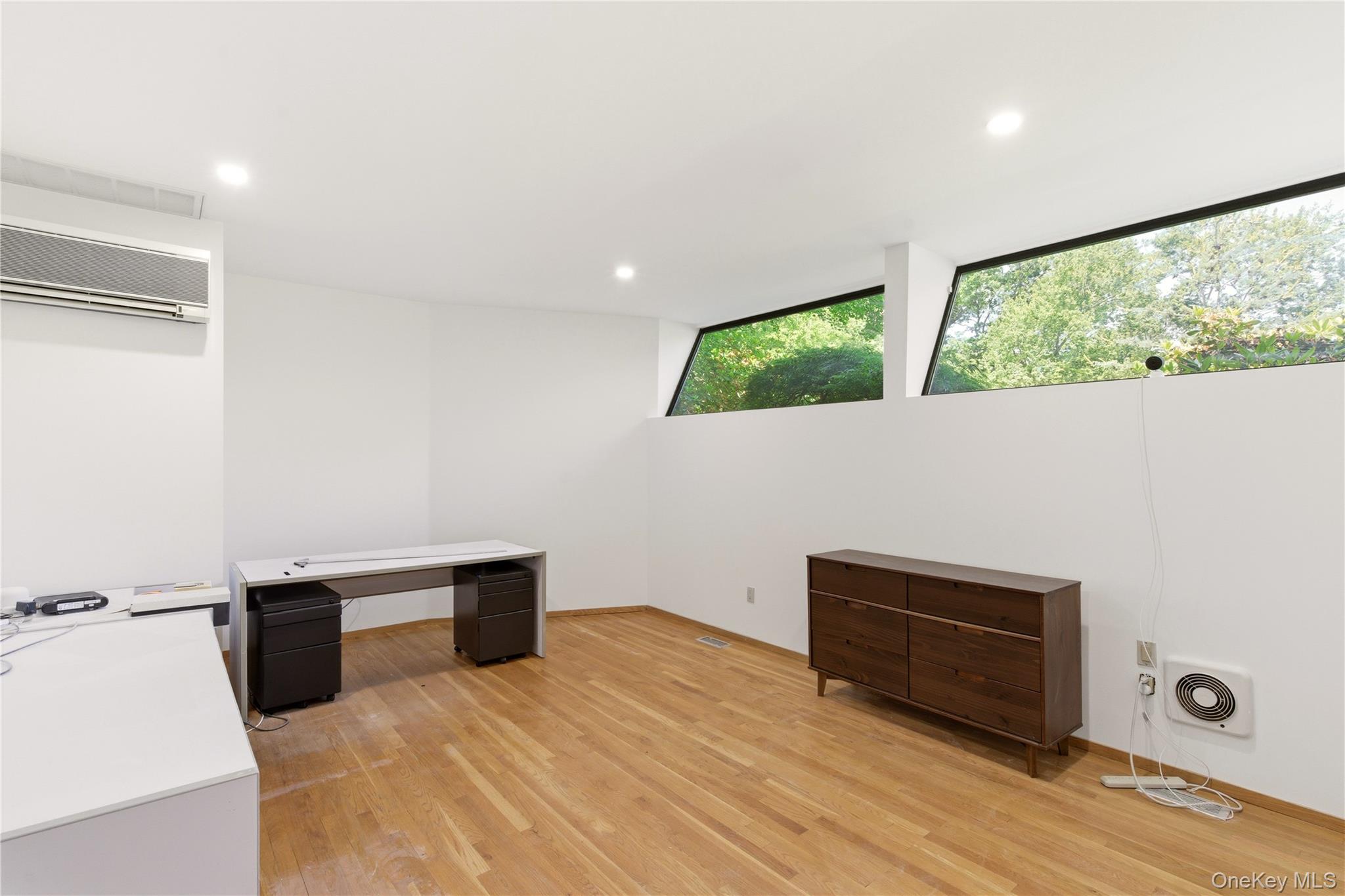 6 Deepwood Court – For Sale photo 6