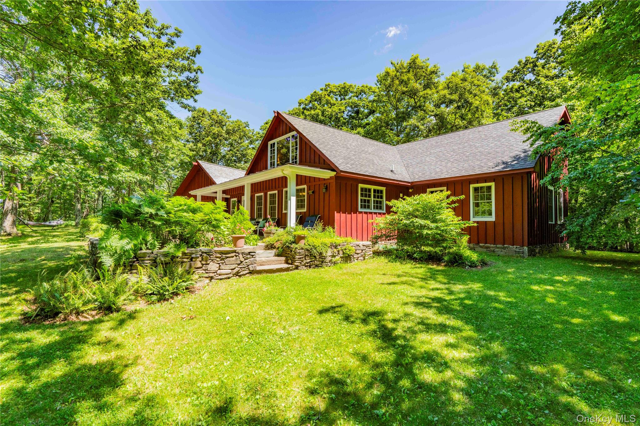 695 Wolf Hill Road – For Sale photo 7