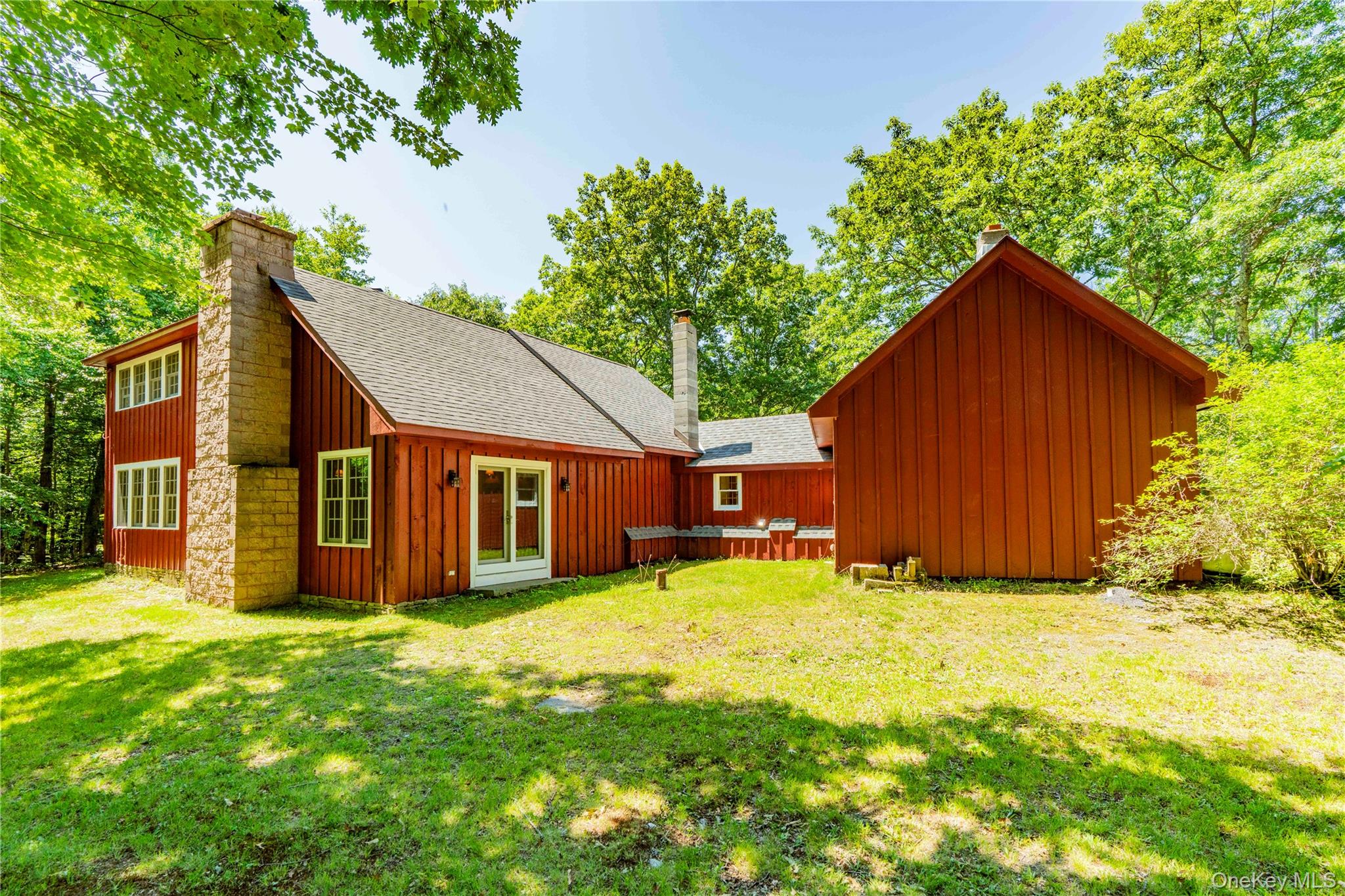 695 Wolf Hill Road – For Sale photo 5