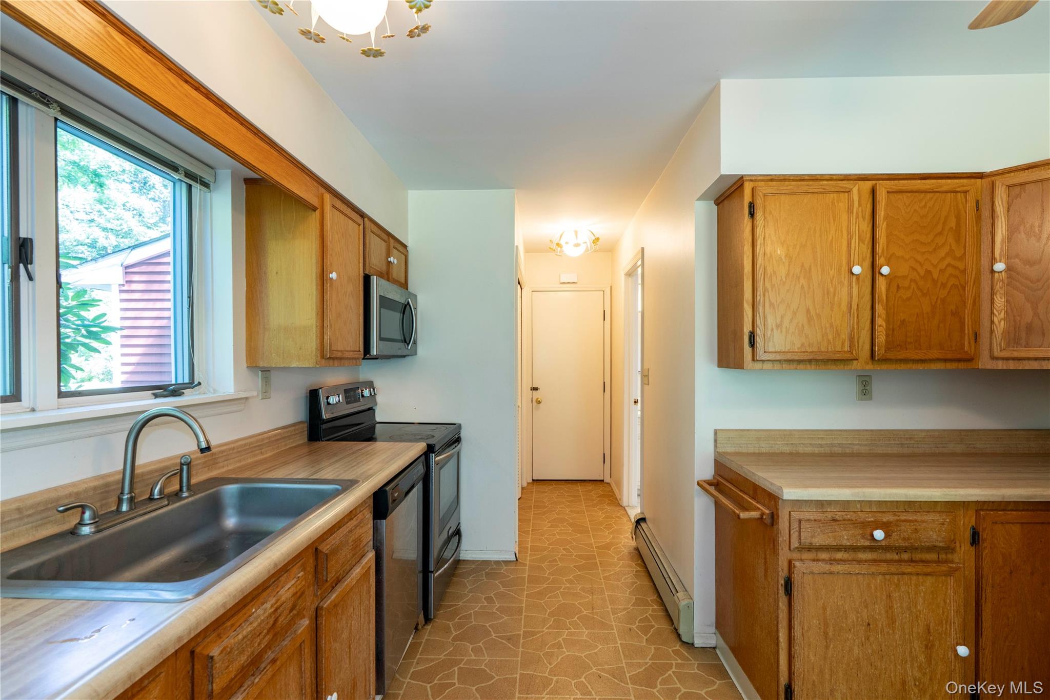 27 Goldfinch Drive – For Sale photo 14