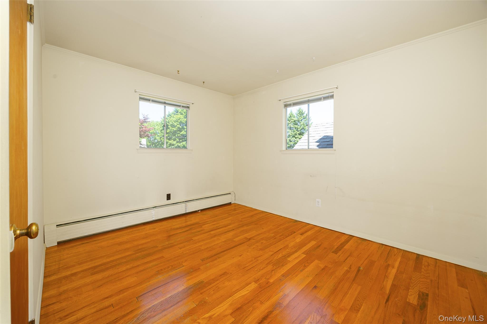 22 Howland Avenue – For Sale photo 13