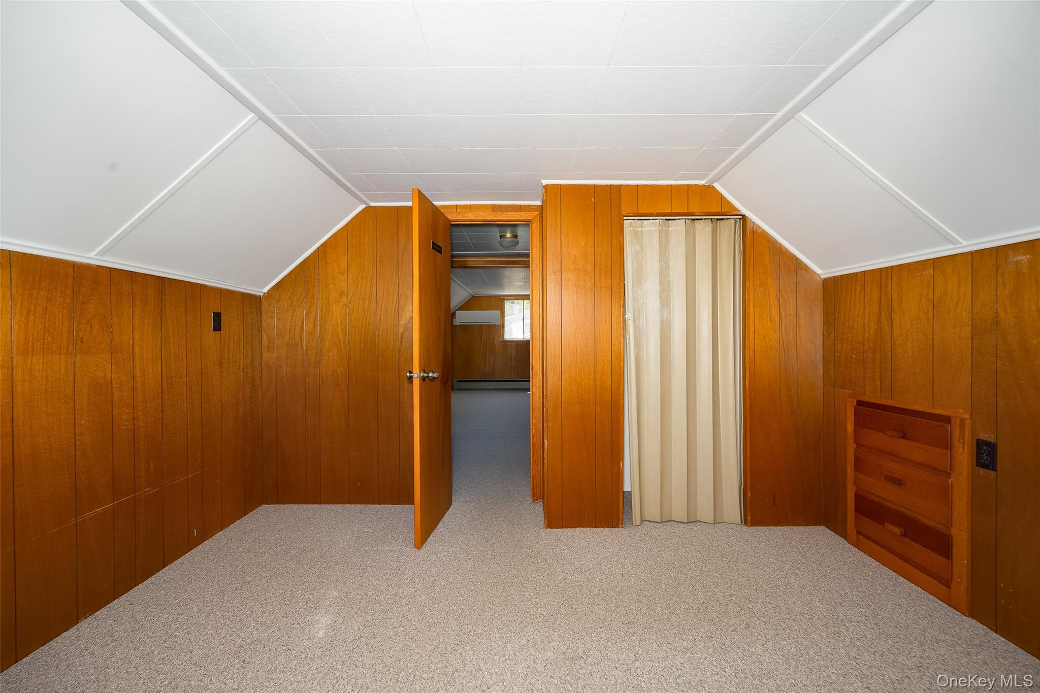 22 Howland Avenue – For Sale photo 17