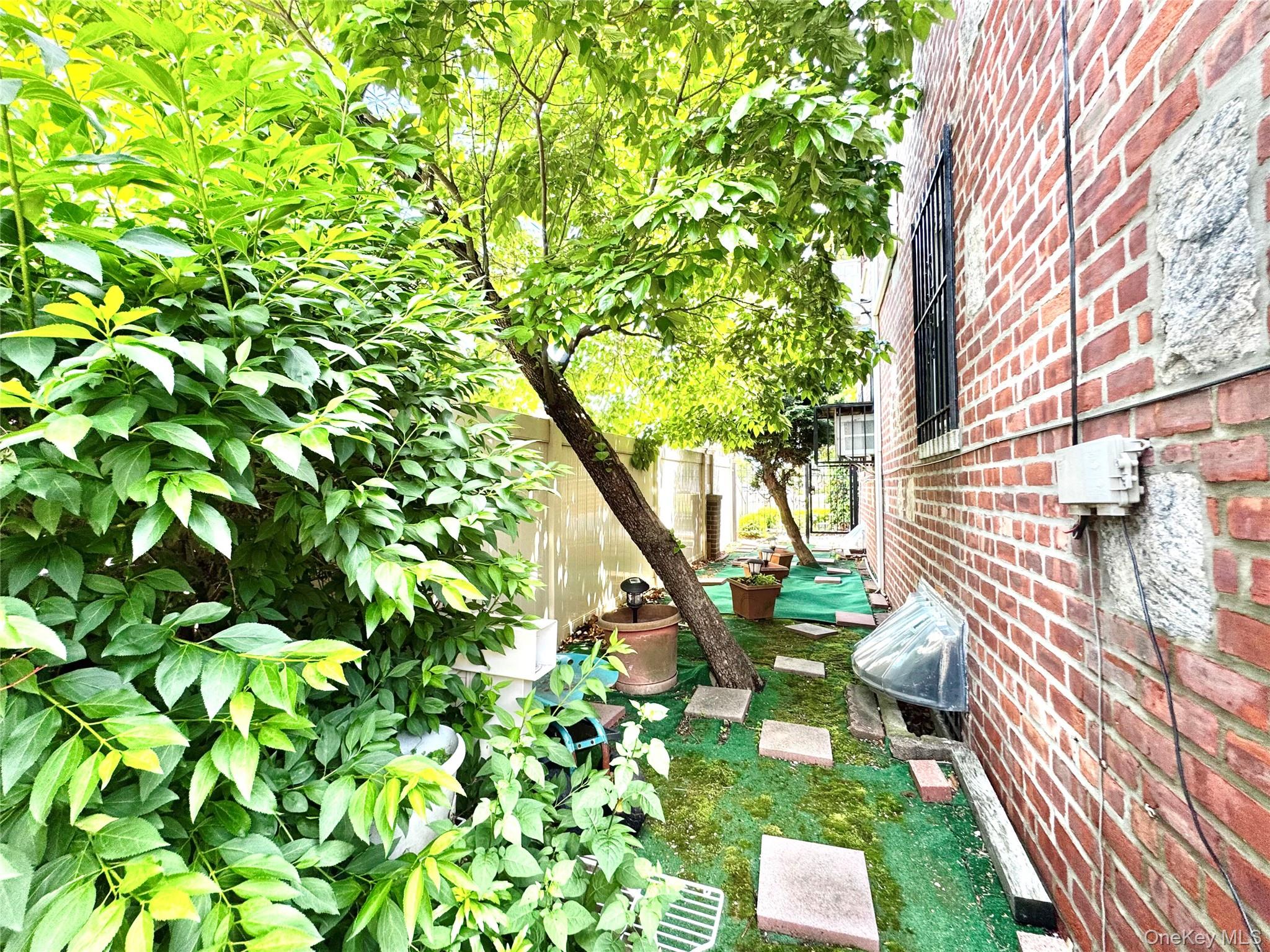 2002 150th Street – For Sale photo 24