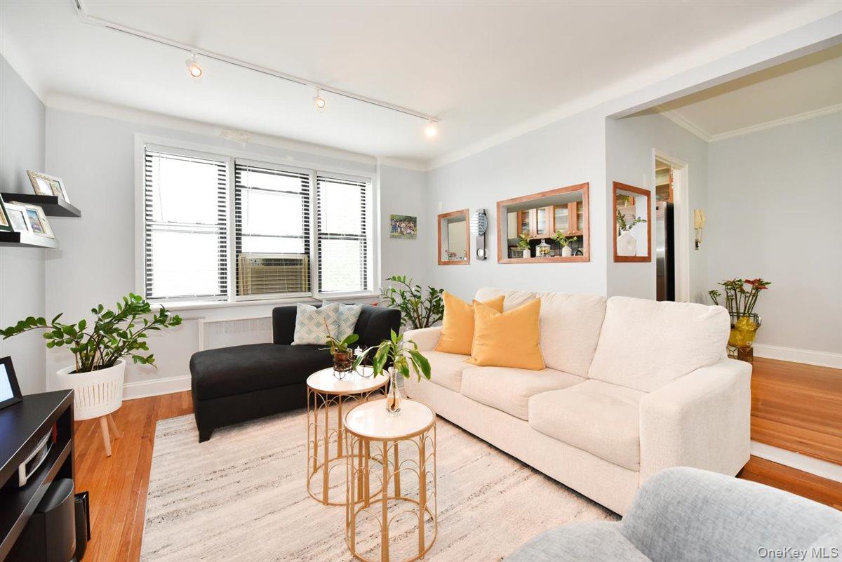 143-50 Hoover Avenue, Unit 503 photo 3