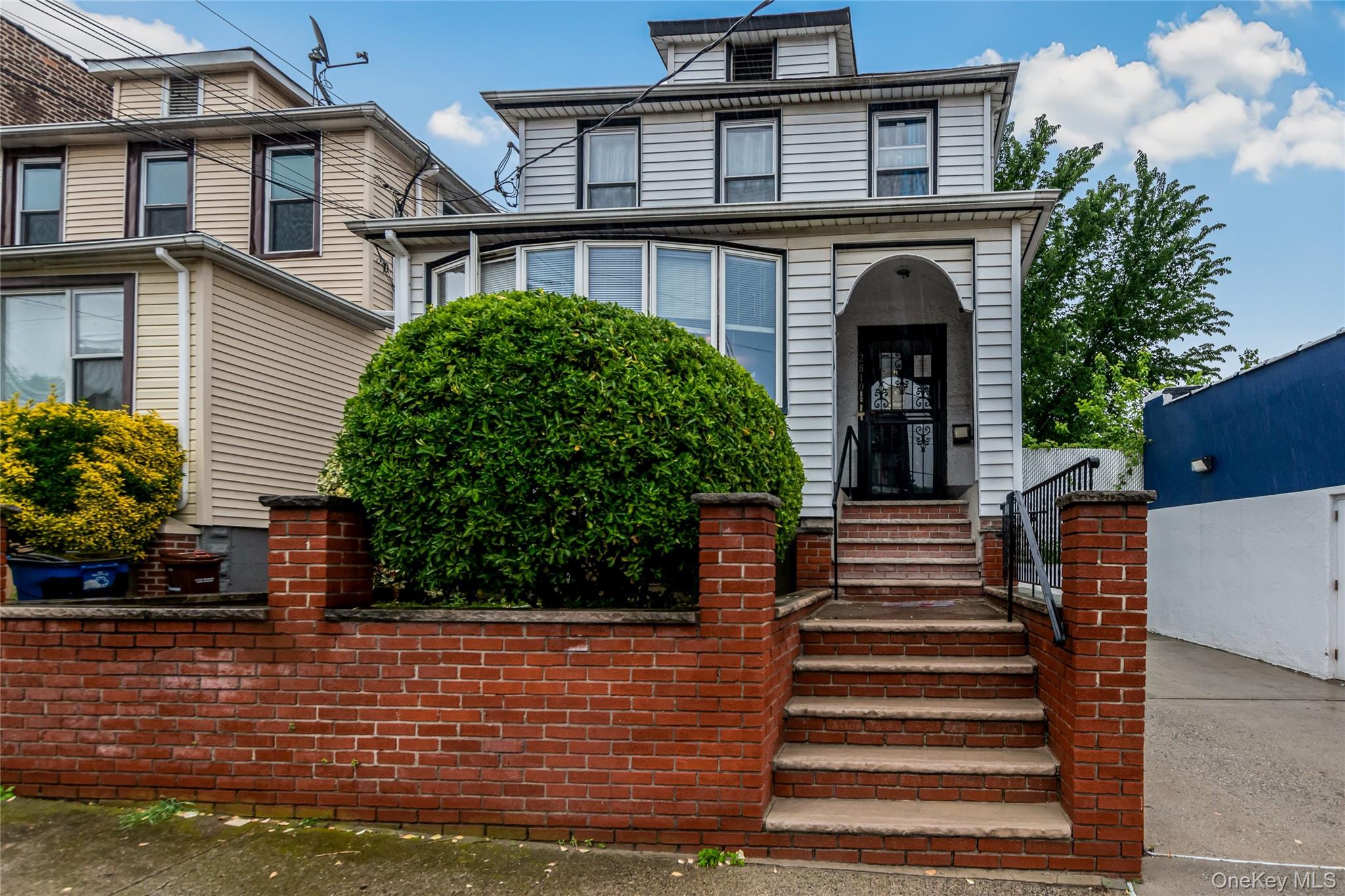 2810 Harrington Avenue – For Sale