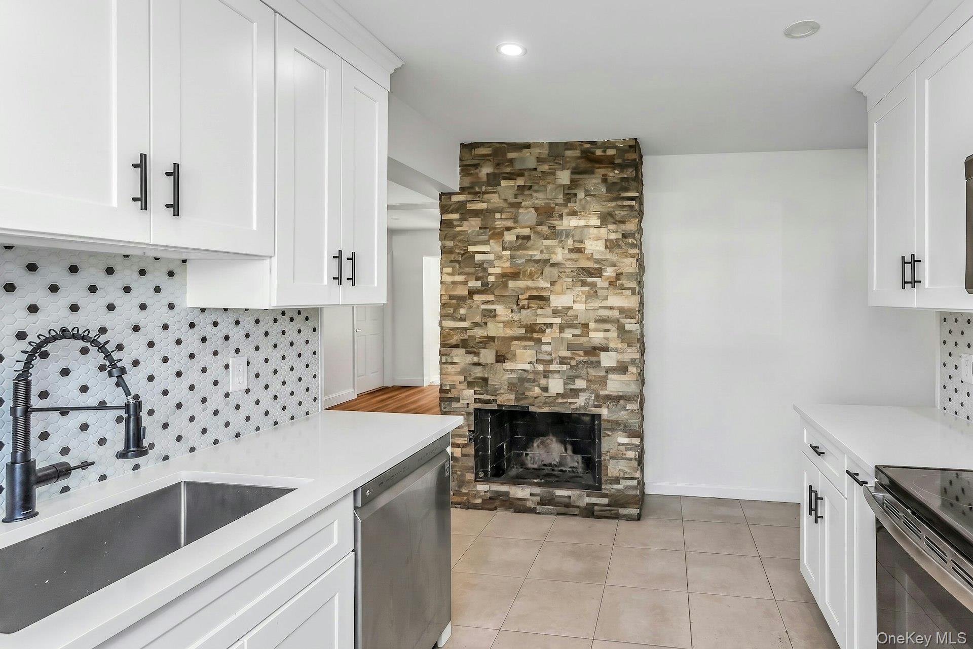 38 Fireplace Lane – For Sale photo 7